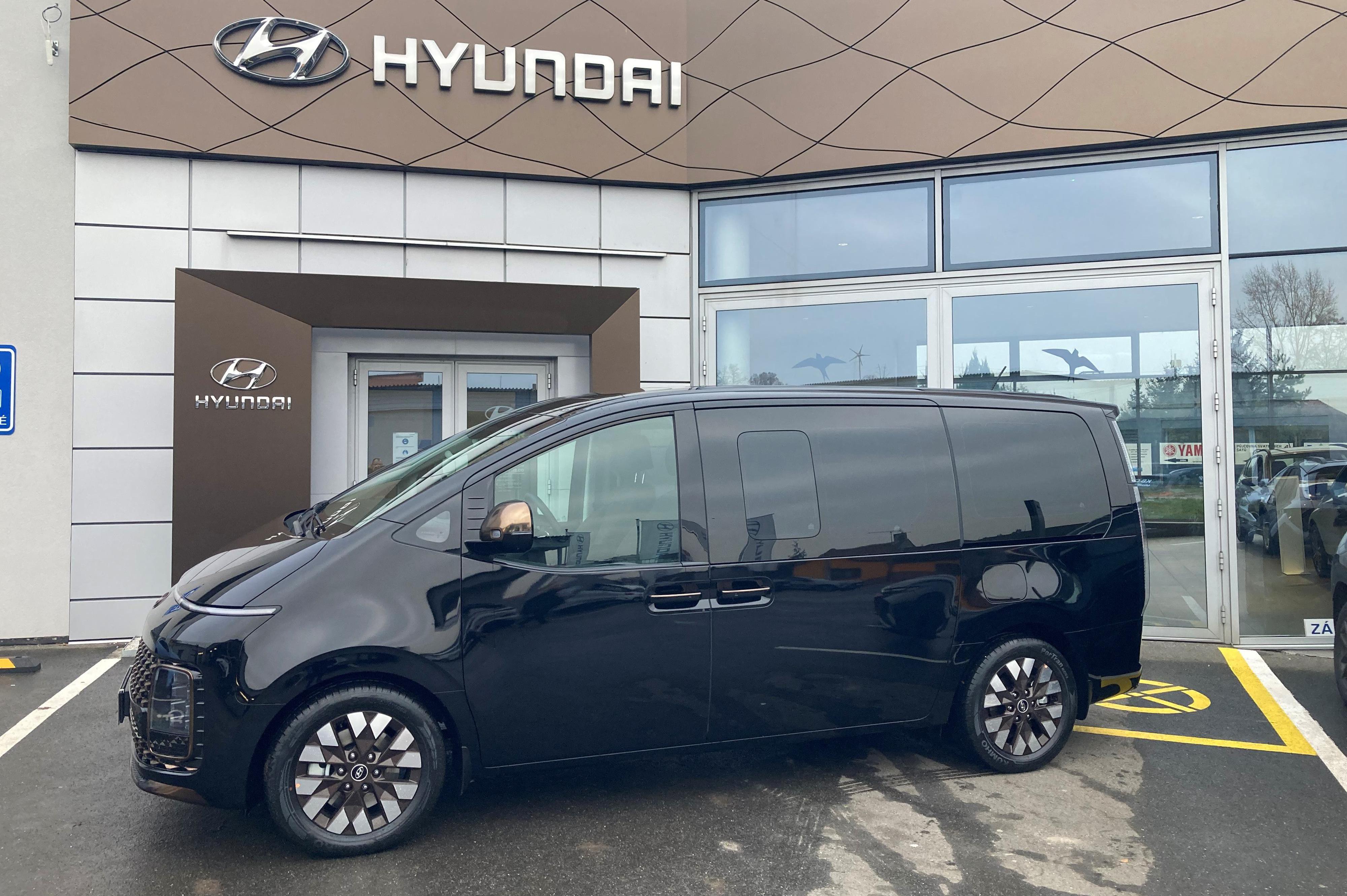 RENT - A - VAN, půjčovna dodávek a minibusů