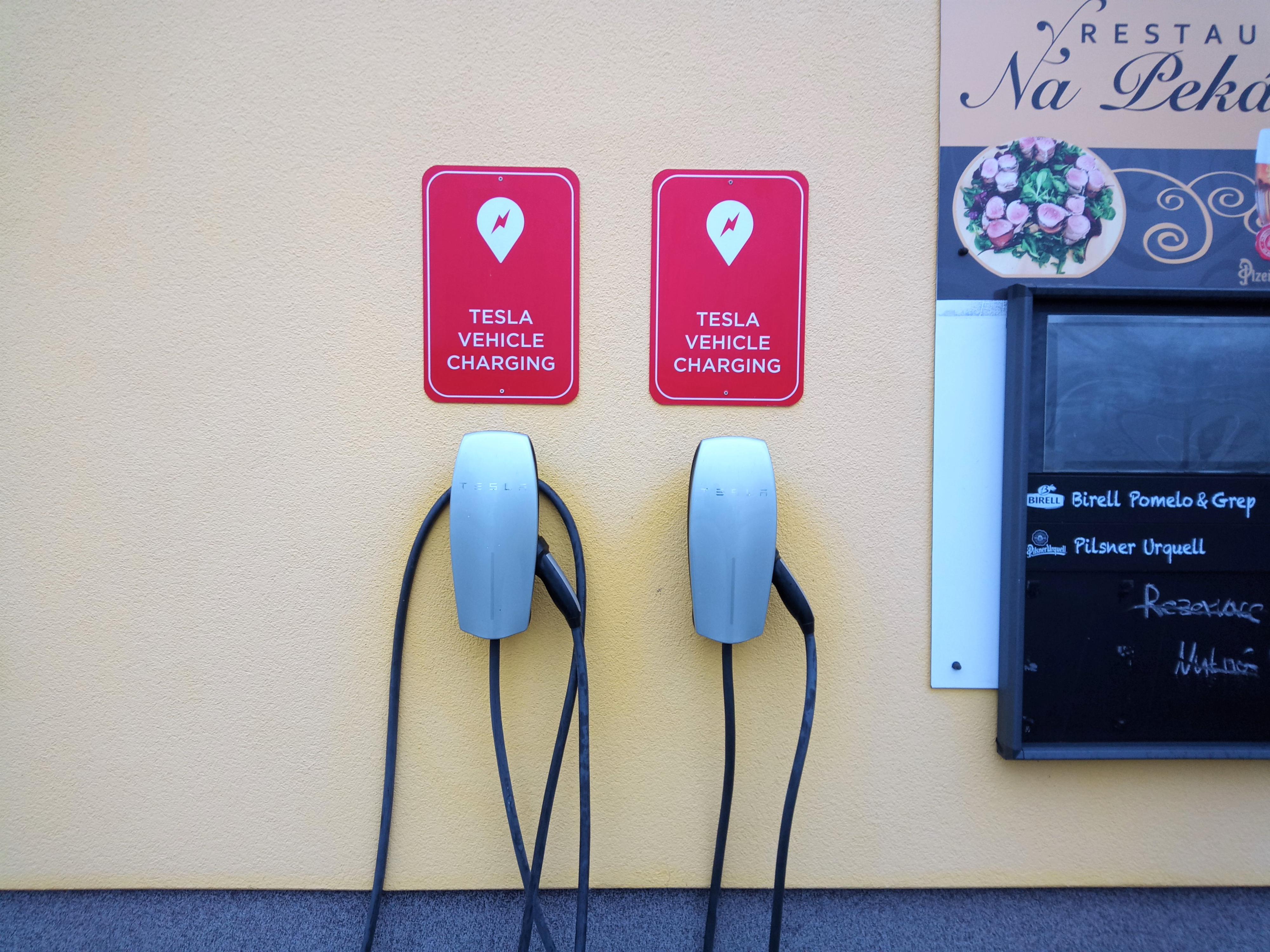 Na pekárně - Nabíjecí stanice foto 3