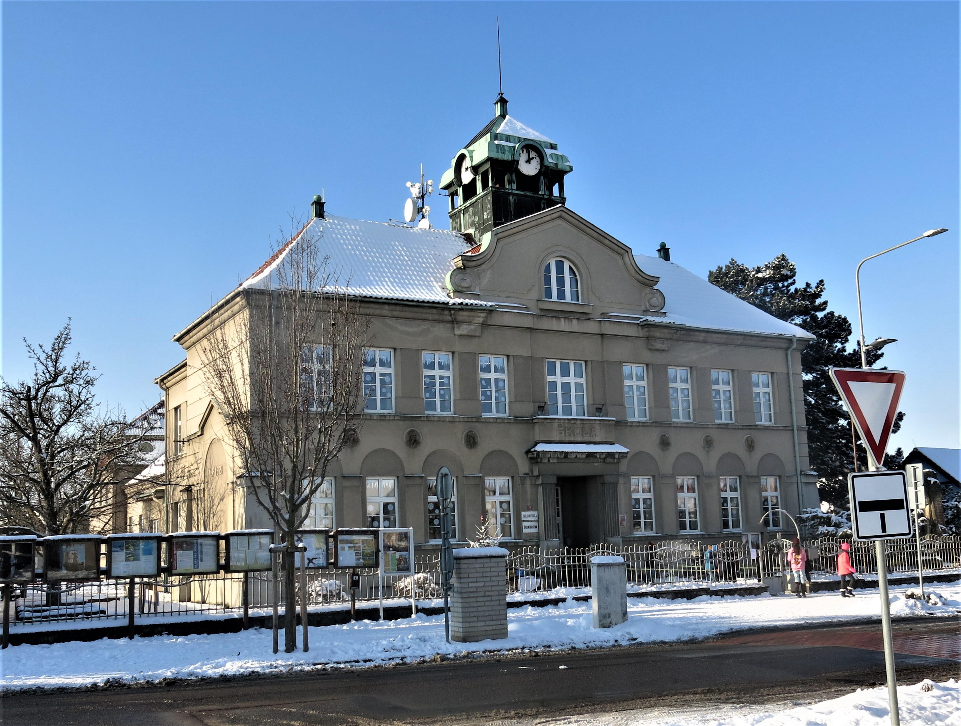 ZŠ Kolín-Sendražice, Hlavní 210 foto 3