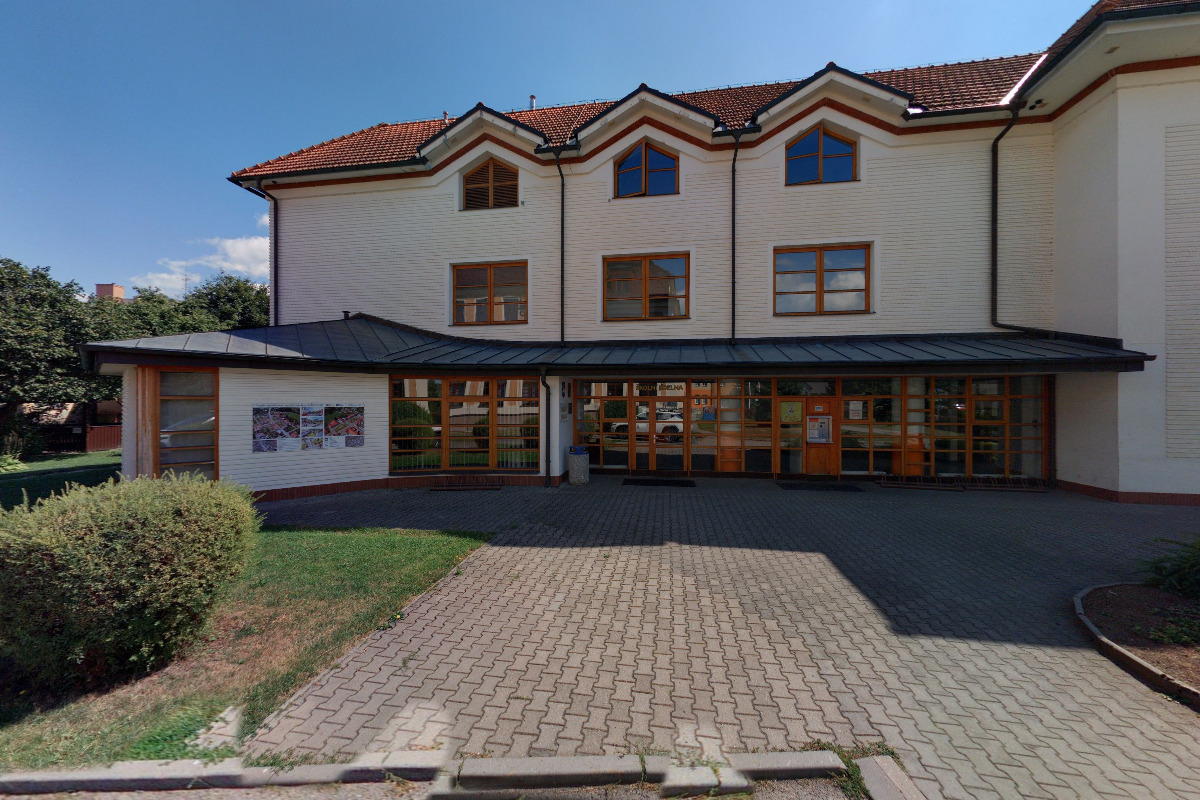 Automat na mléko Velké Poříčí