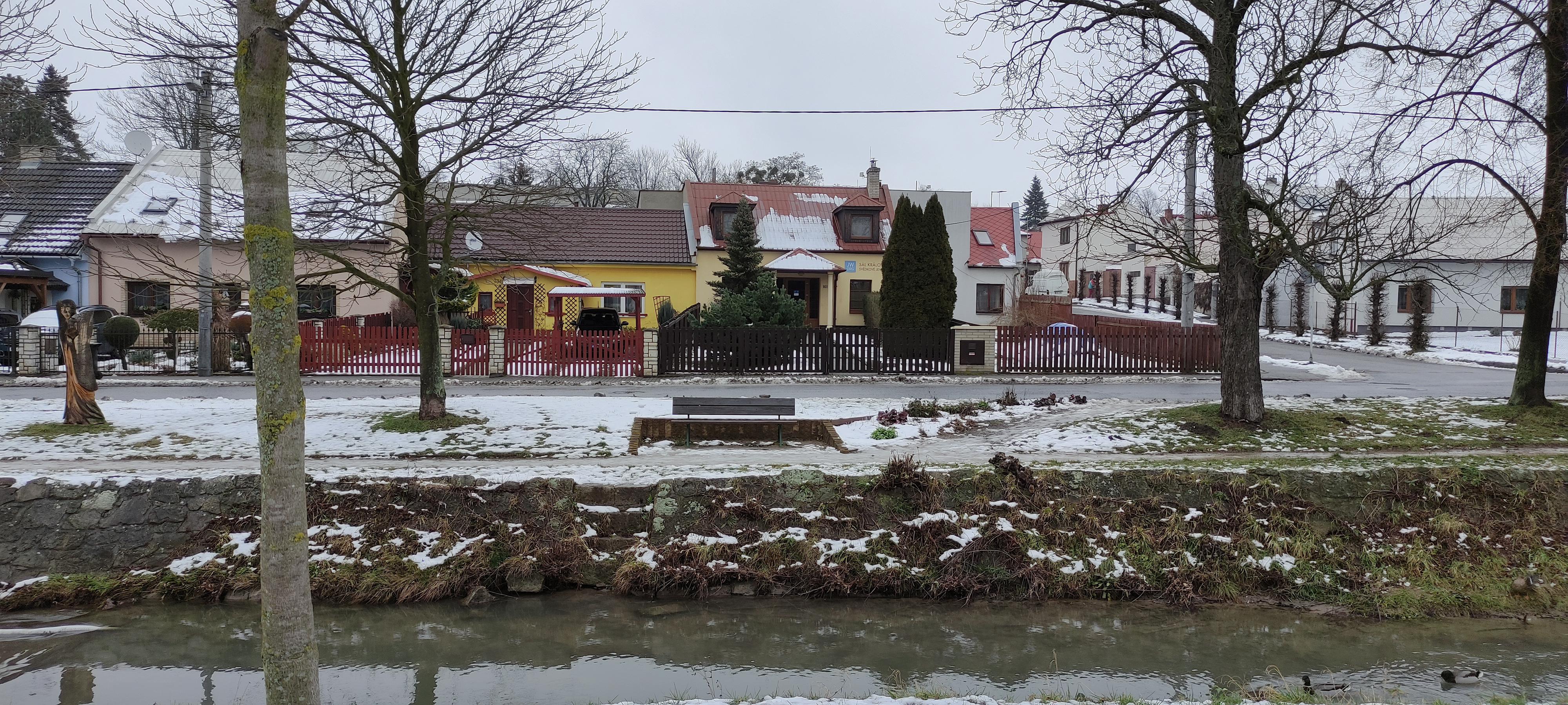 Náboženská společnost Svědkové Jehovovi foto 2