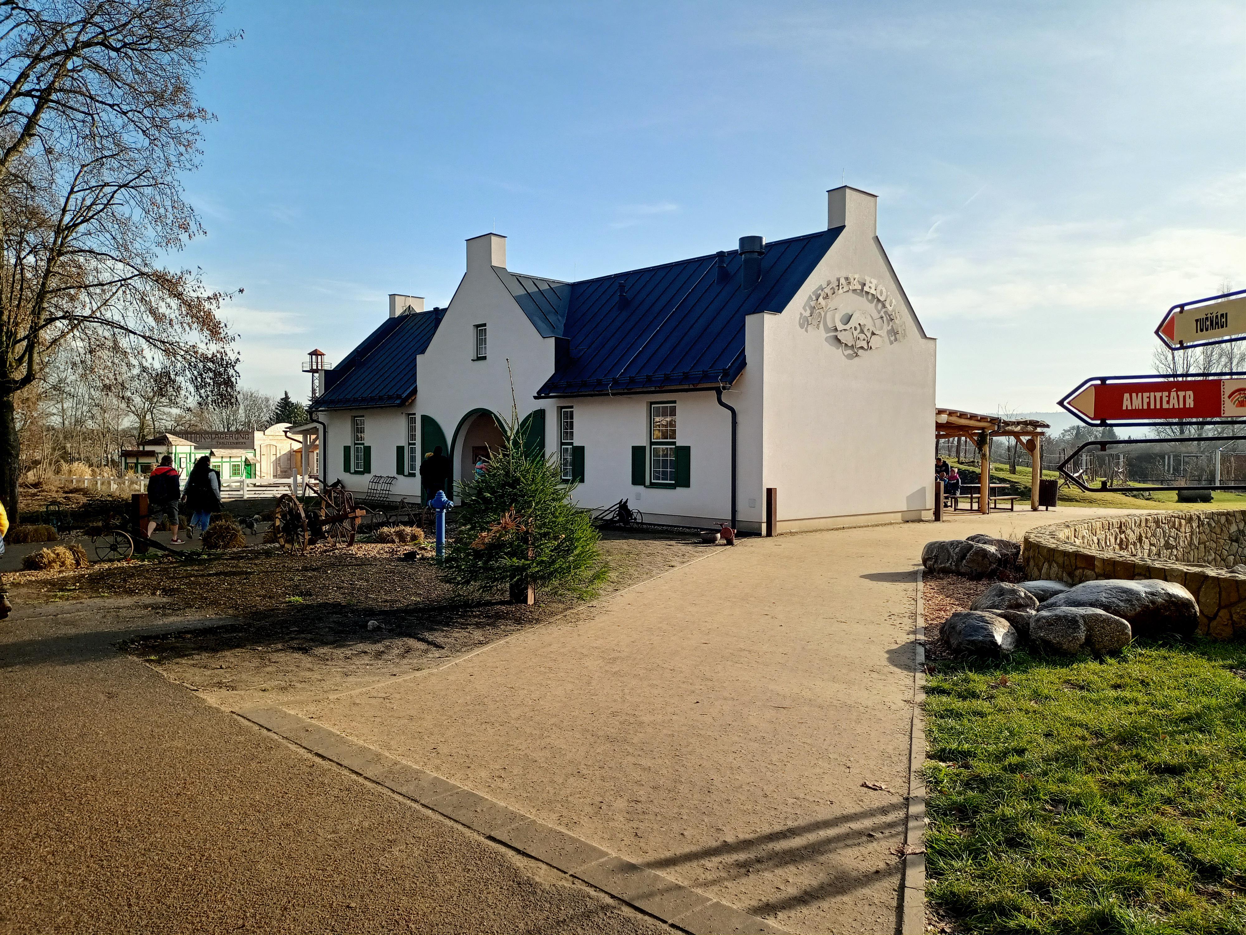 Steak House Safari Park