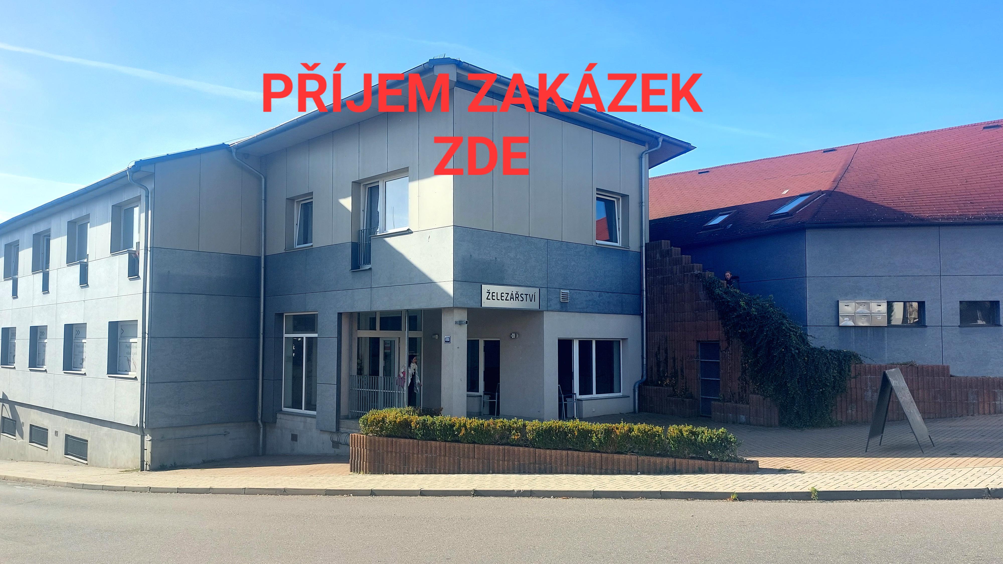 BROUŠENÍ NOŽŮ A NŮŽEK PEŠEK foto 5