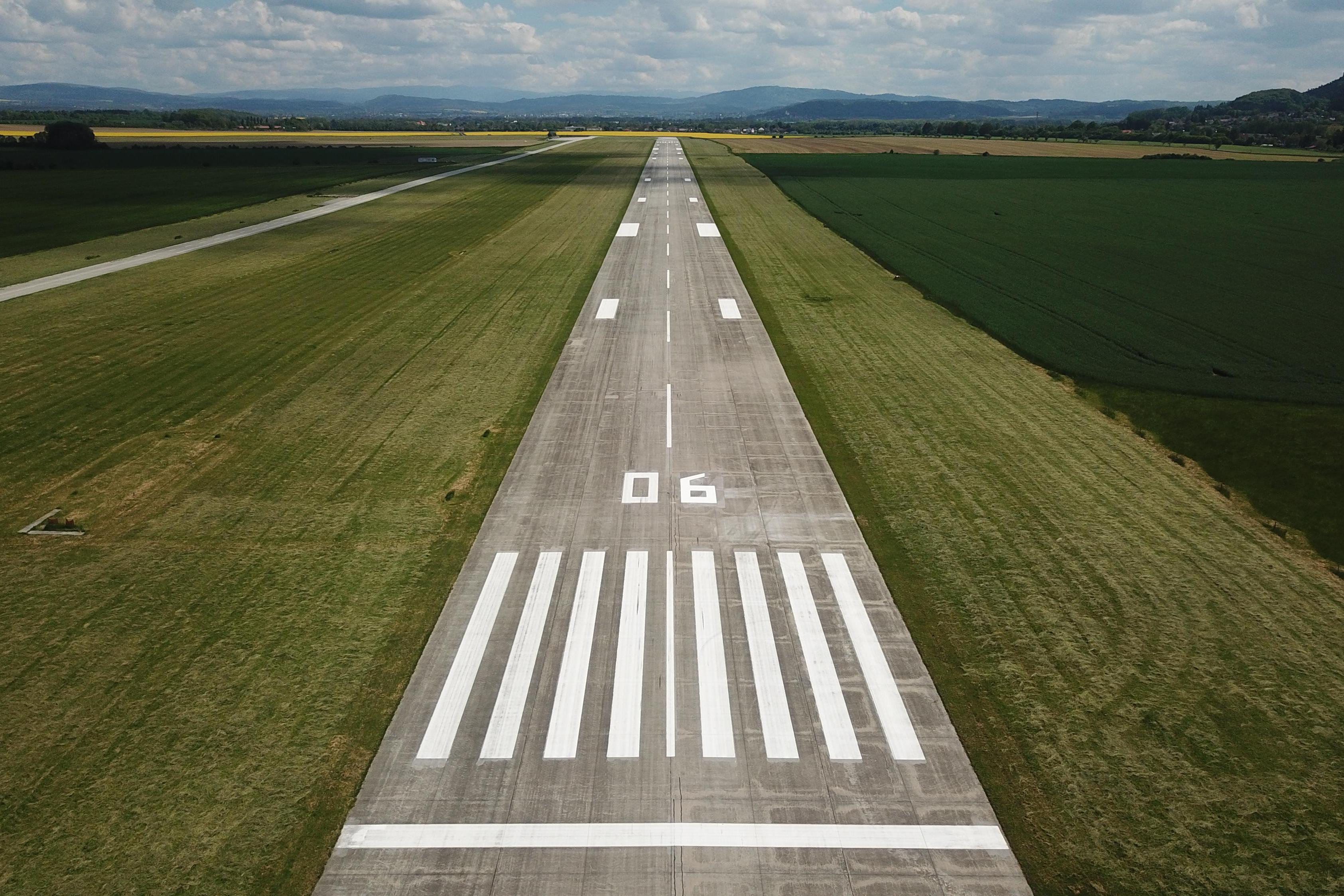 Letiště Mnichovo Hradiště foto 2