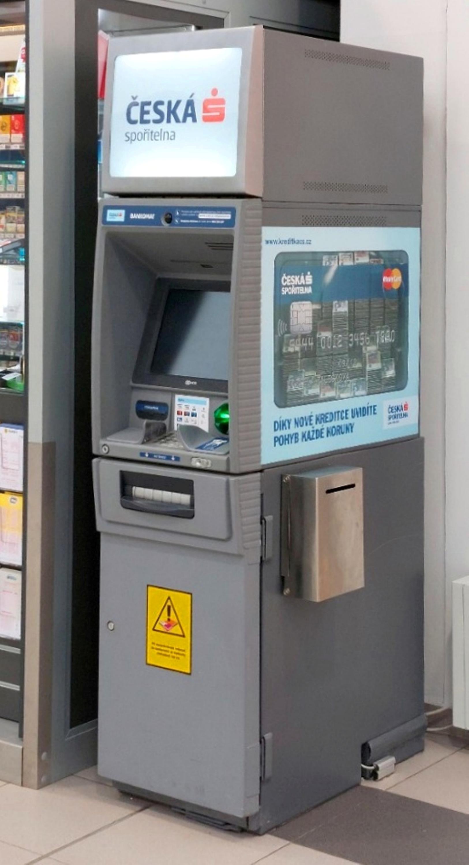 Bankomat České spořitelny foto 3
