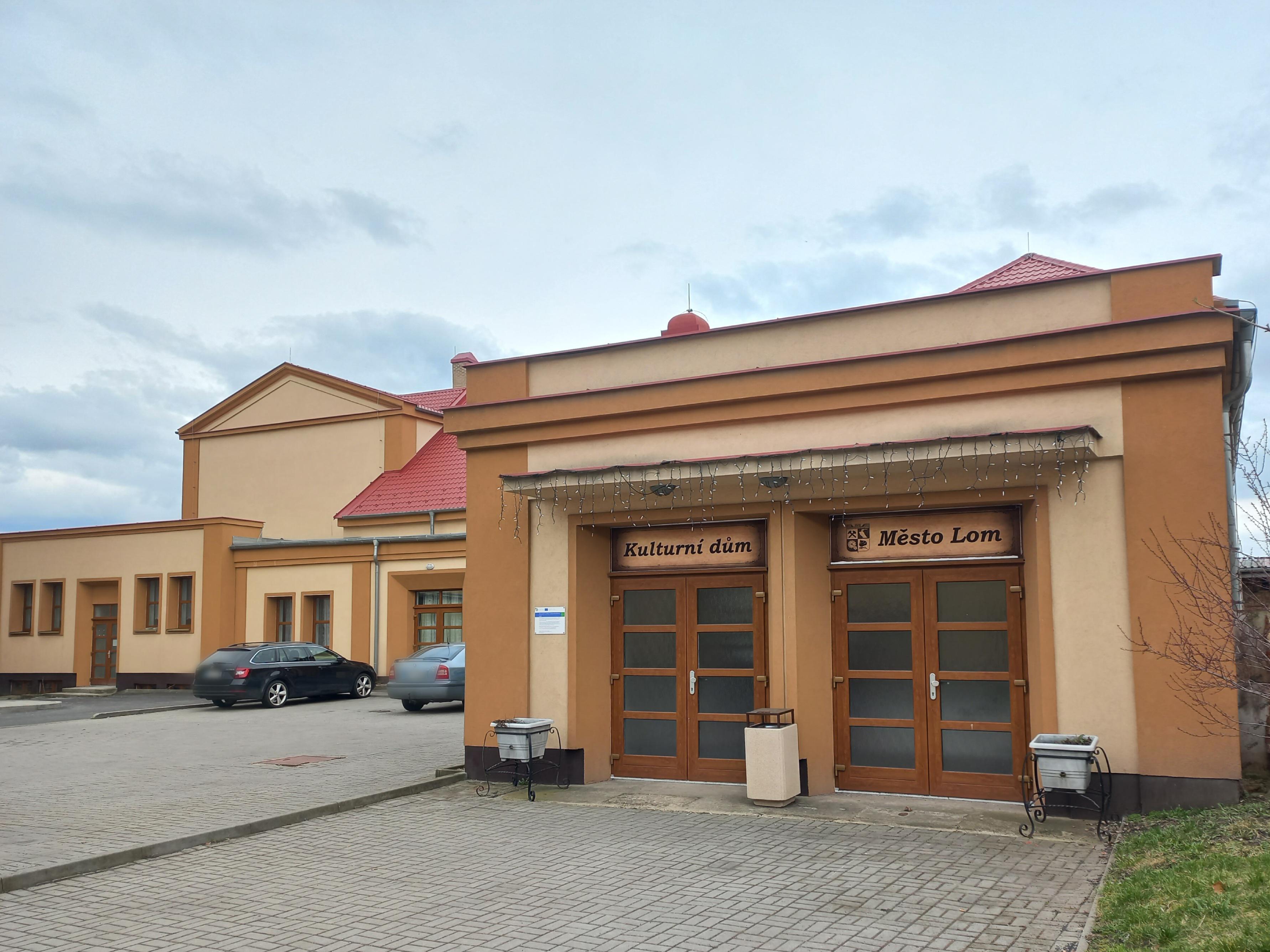 Kulturní dům Lom