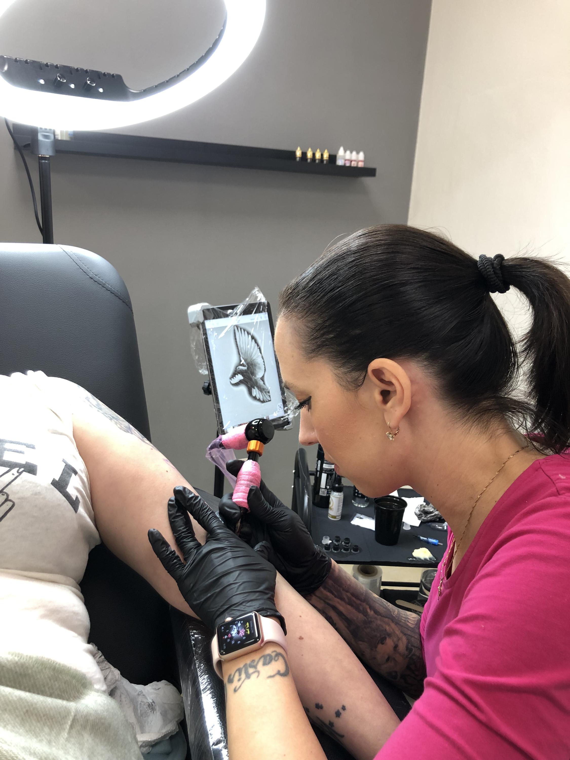 BEST ART Tattoo foto 2