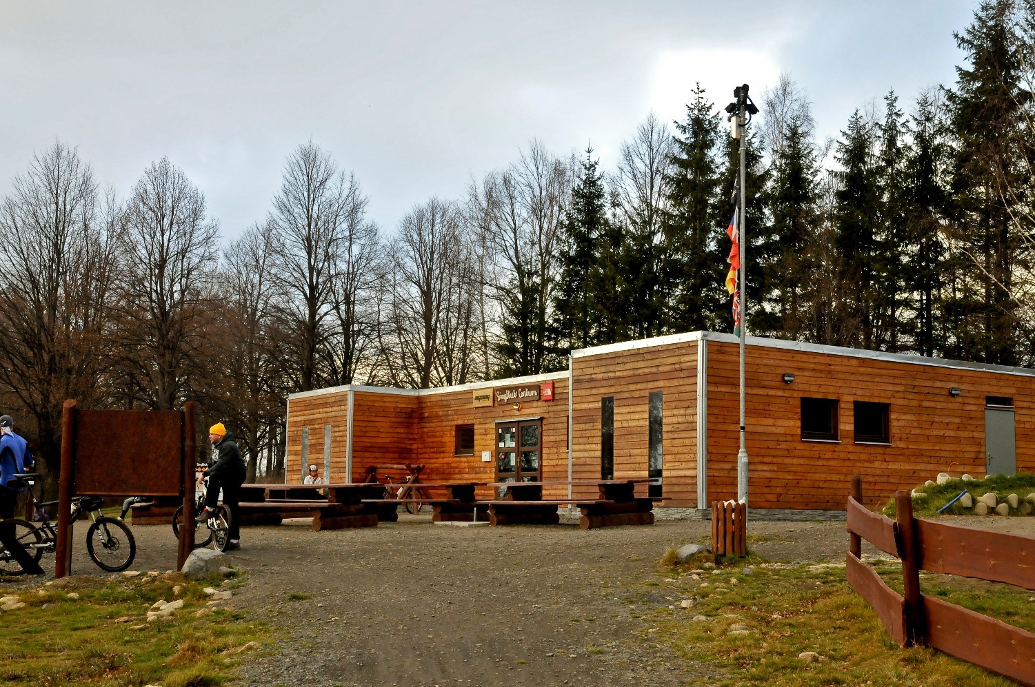 Singltrek pod Smrkem