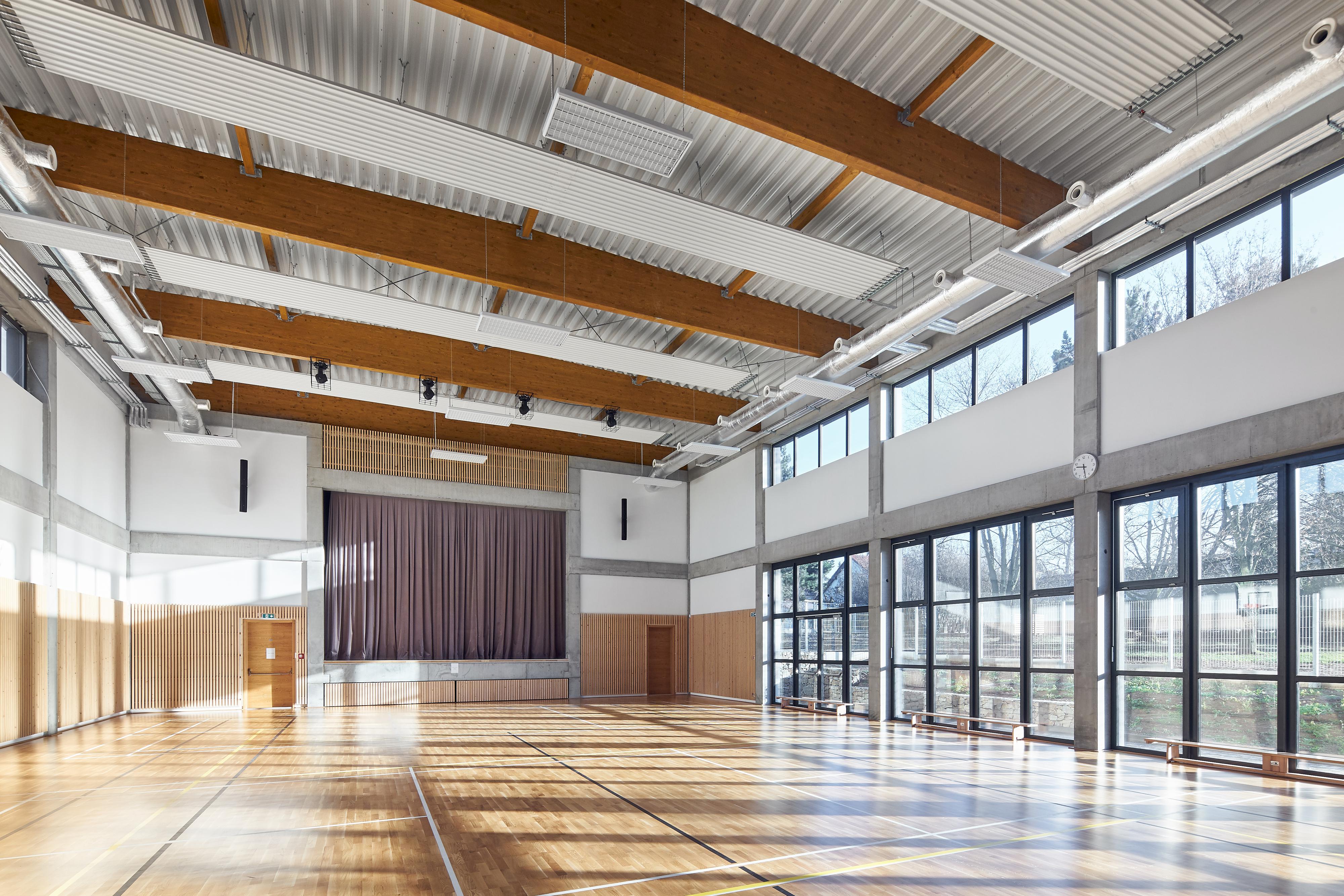 Sportovní a společenská hala Nebovidy foto 4