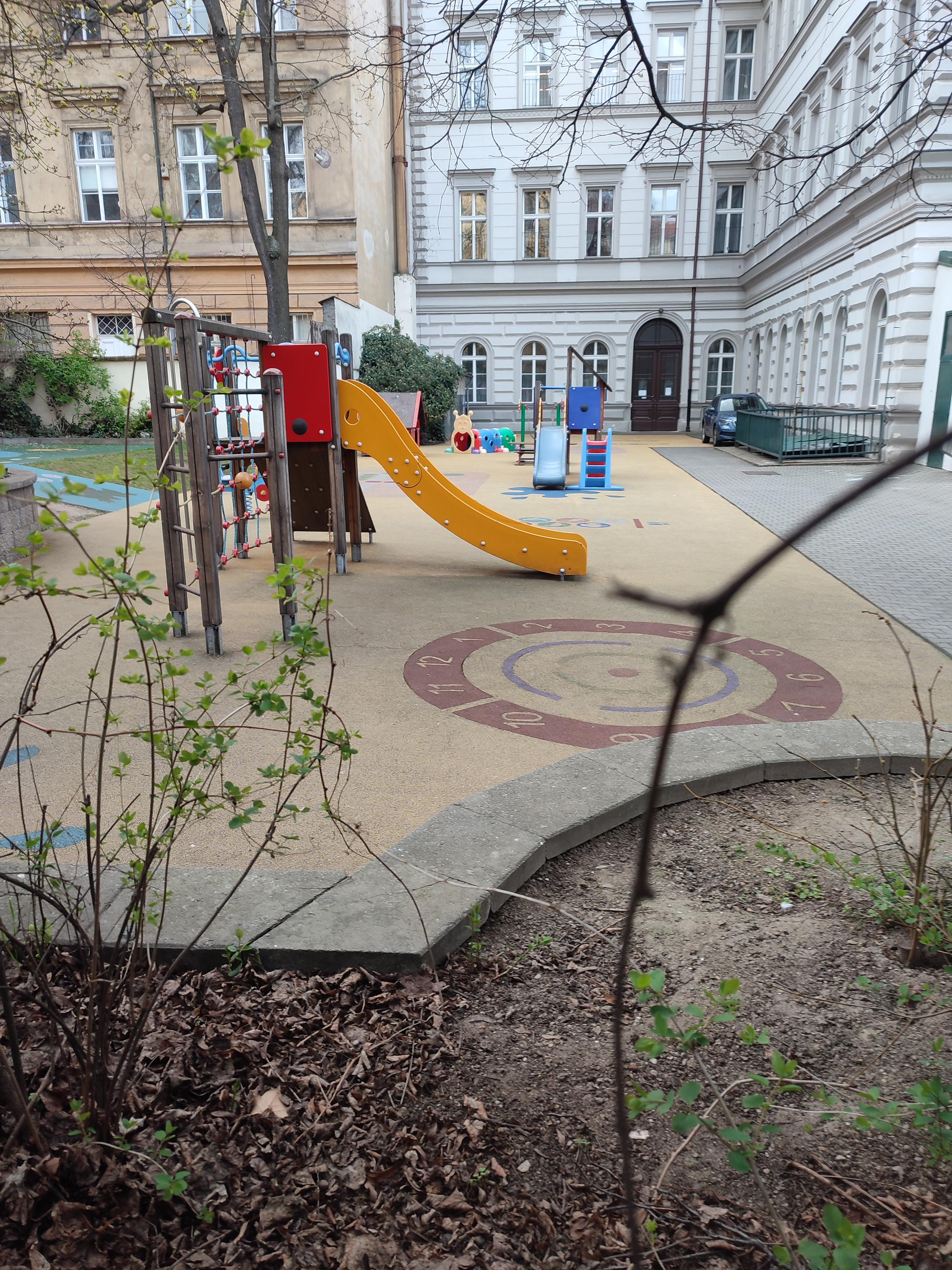 Mateřská škola Revoluční foto 4