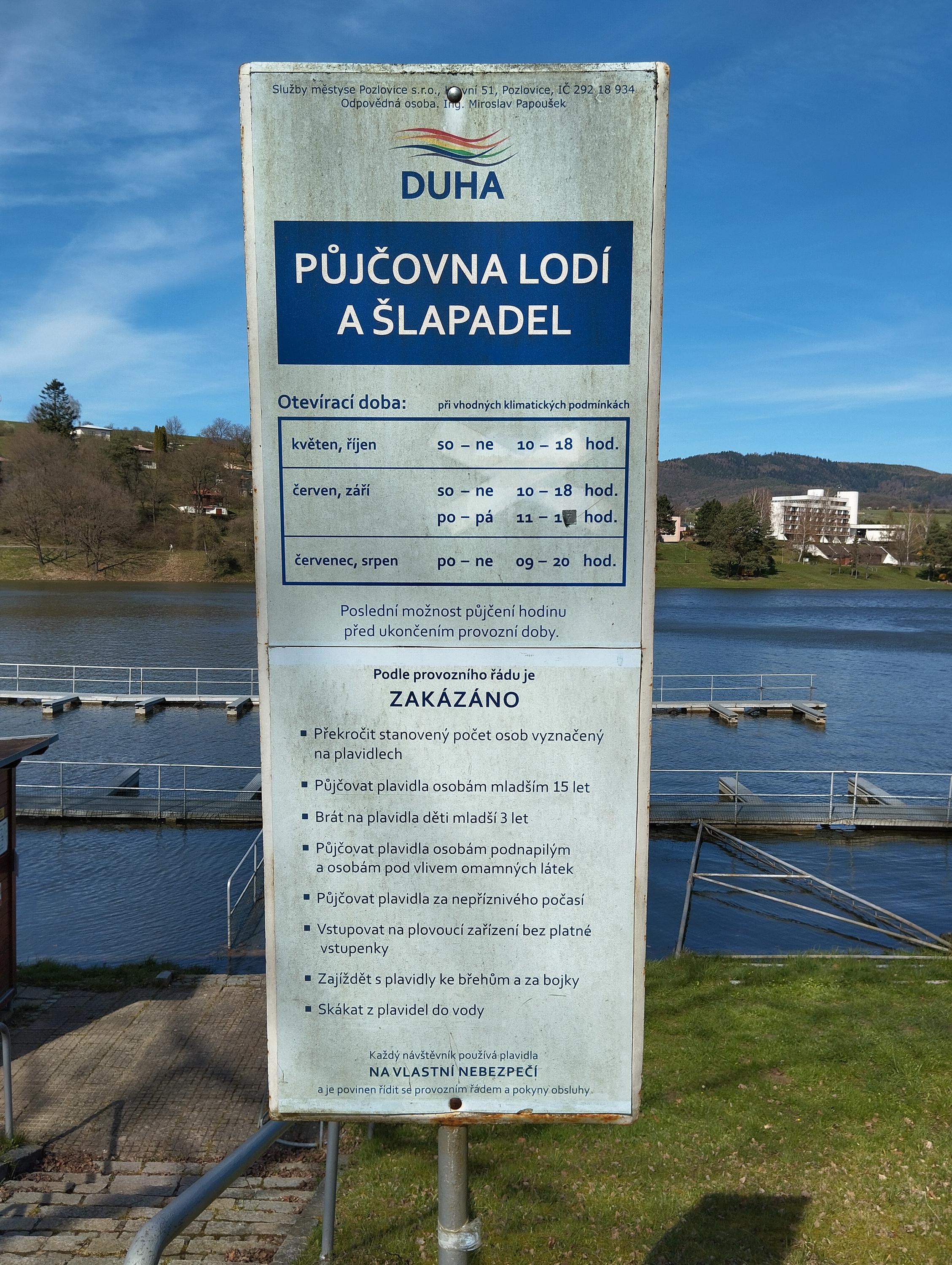 Půjčovna lodiček a šlapadel v. n. Luhačovice foto 4