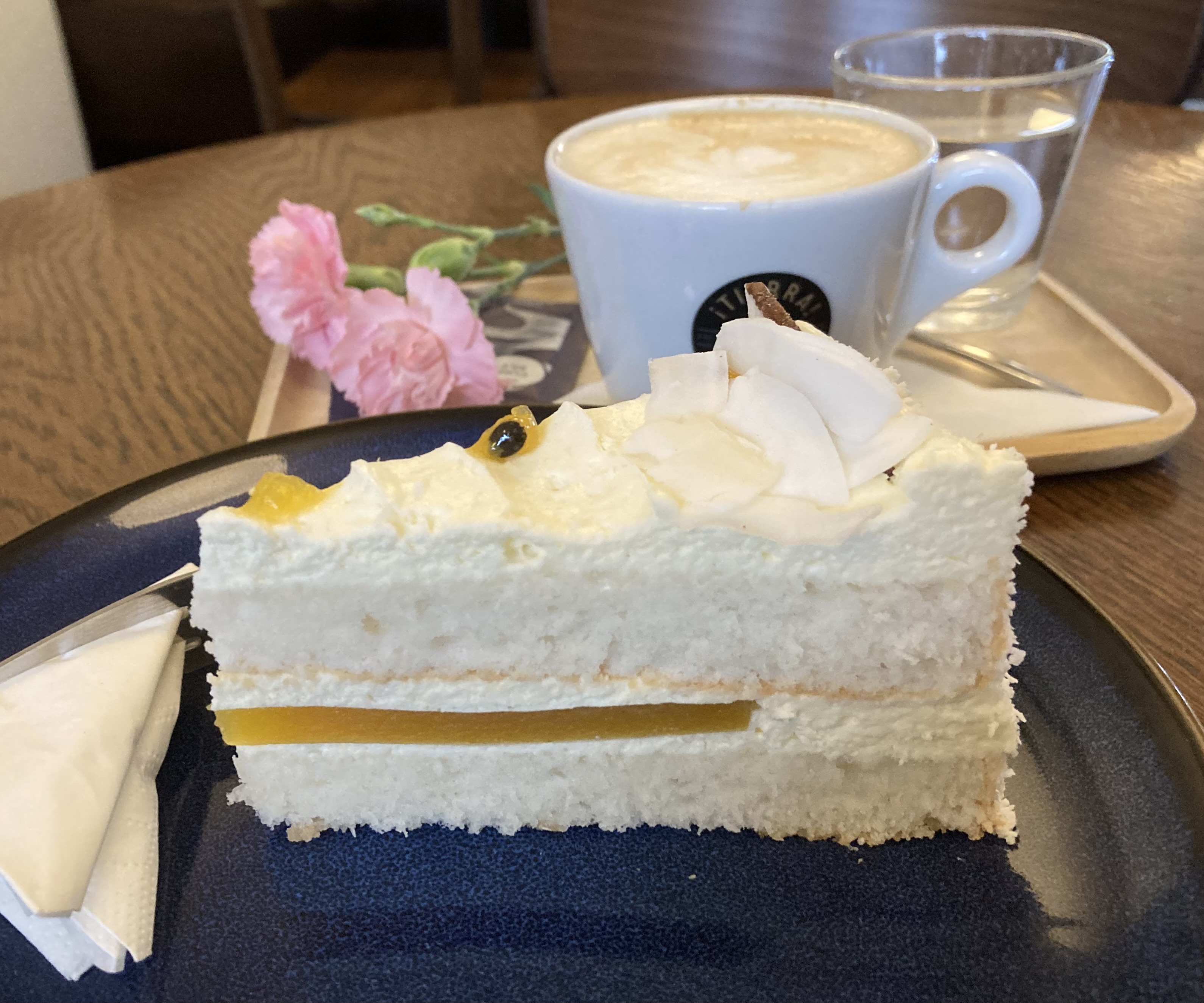 Černý kafe coffee | bar