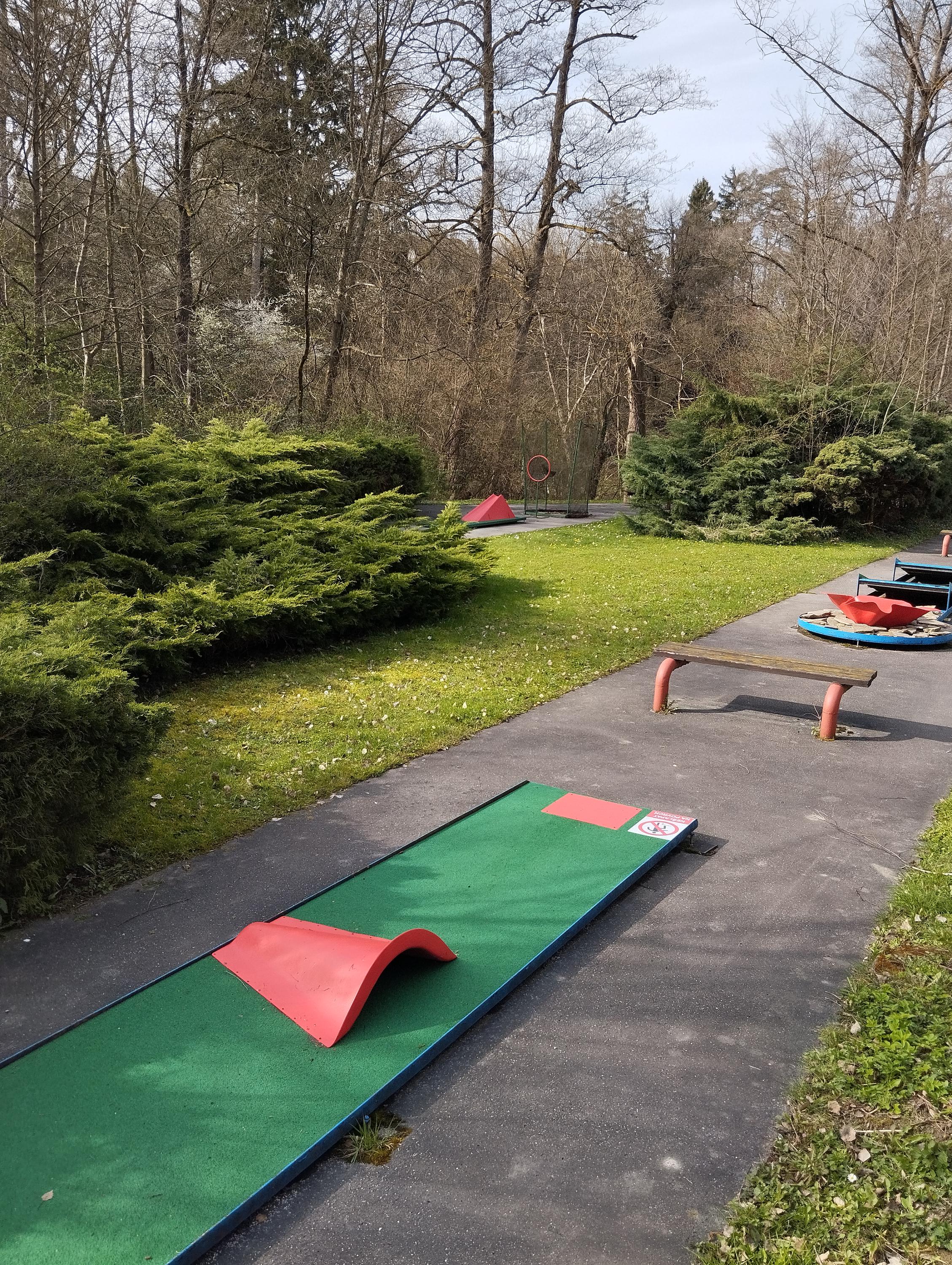 Luha park - minigolf foto 5