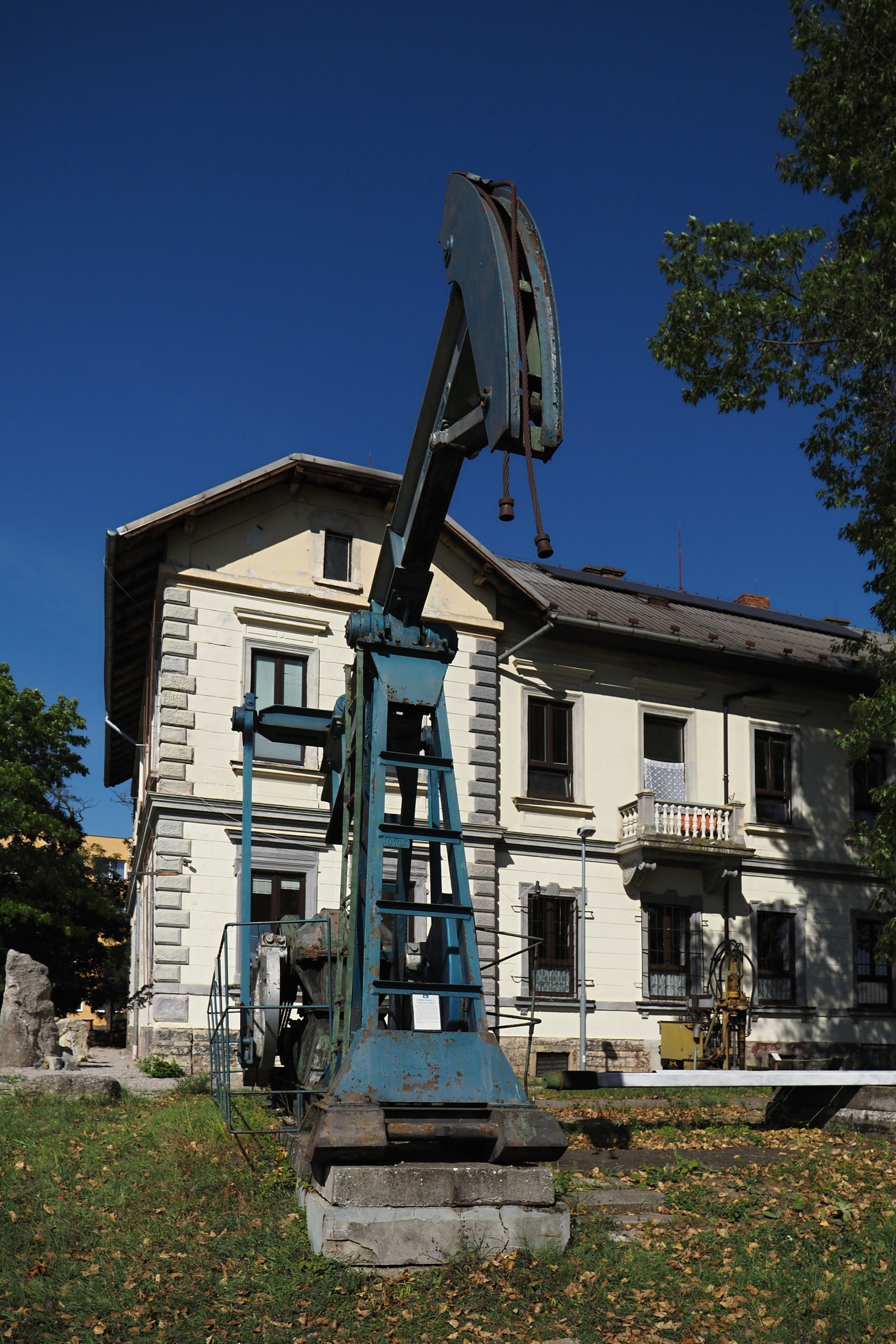 Muzeum naftového dobývání a geologie foto 5