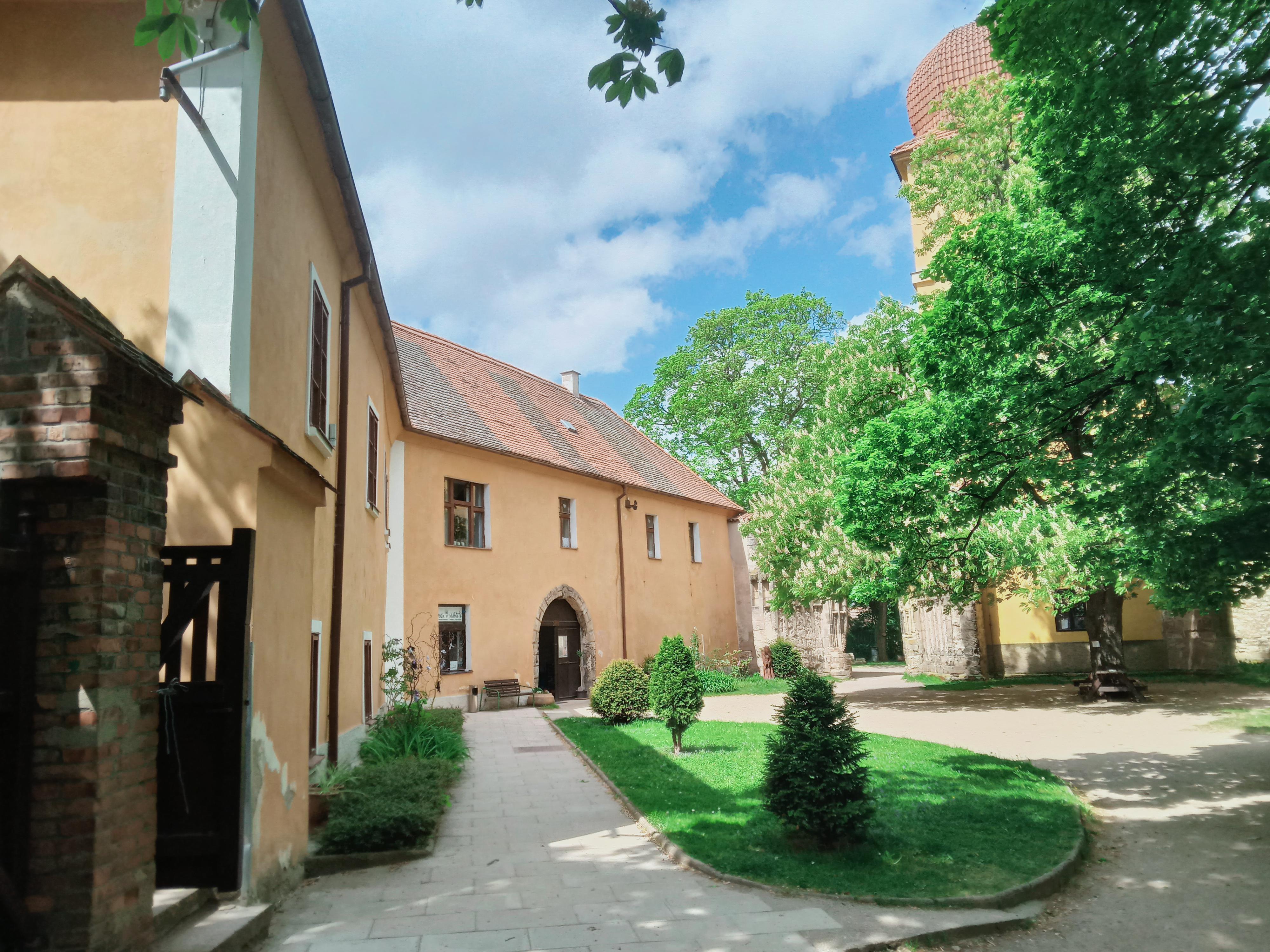 Městys Panenský Týnec foto 6