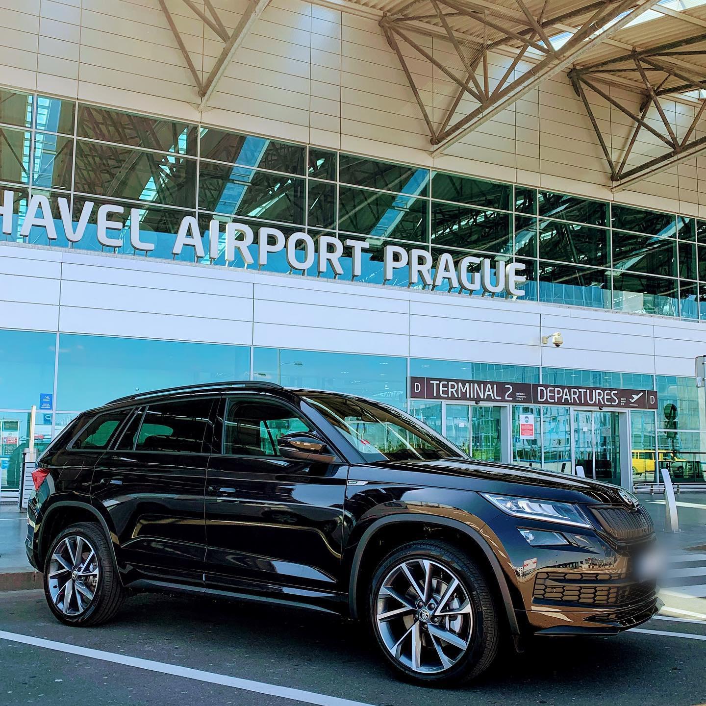 EASY Car Rental Prague Airport foto 4