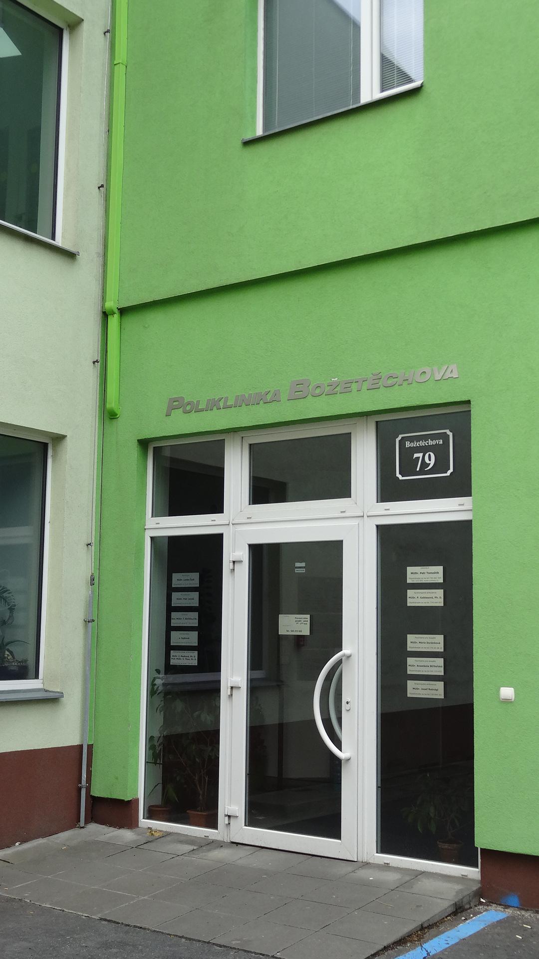 LÉKÁRNA U ZLATÉ HUSY foto 5