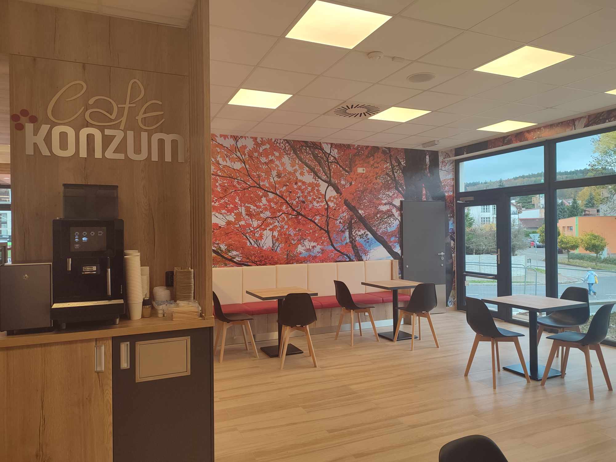 KONZUM foto 4