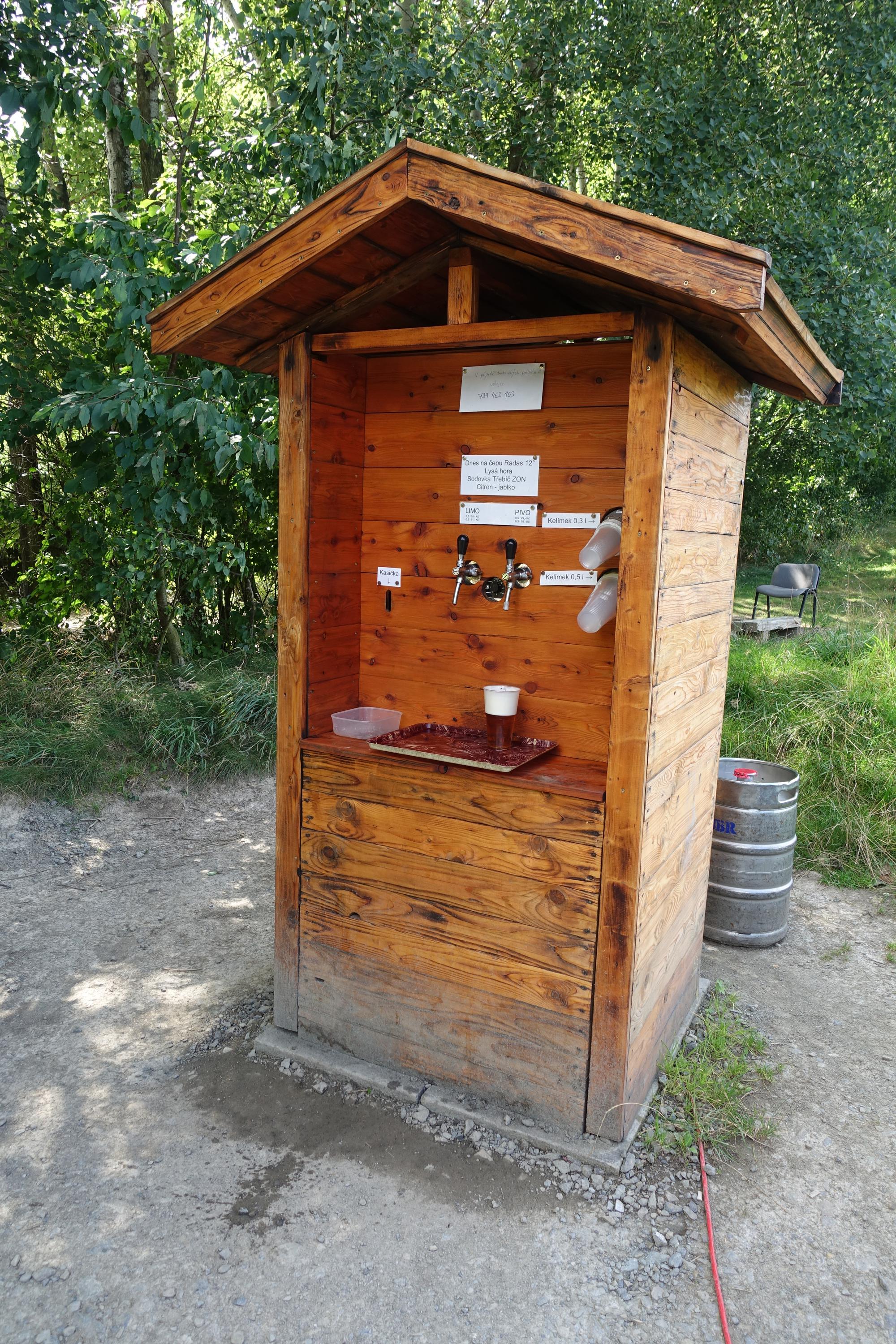Pivní budka Ptení foto 5