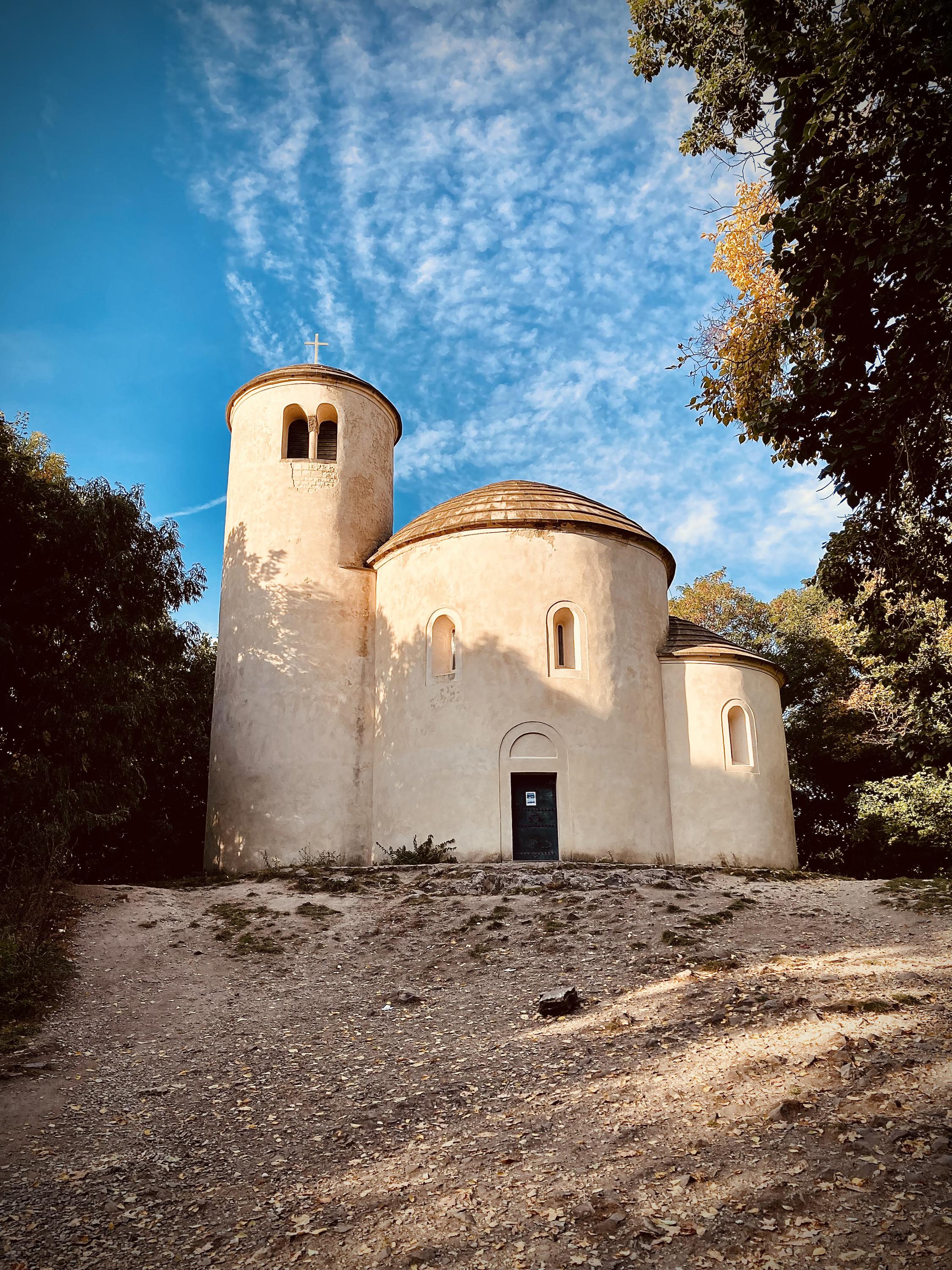 Rotunda sv. Jiří a sv. Vojtěcha foto 2