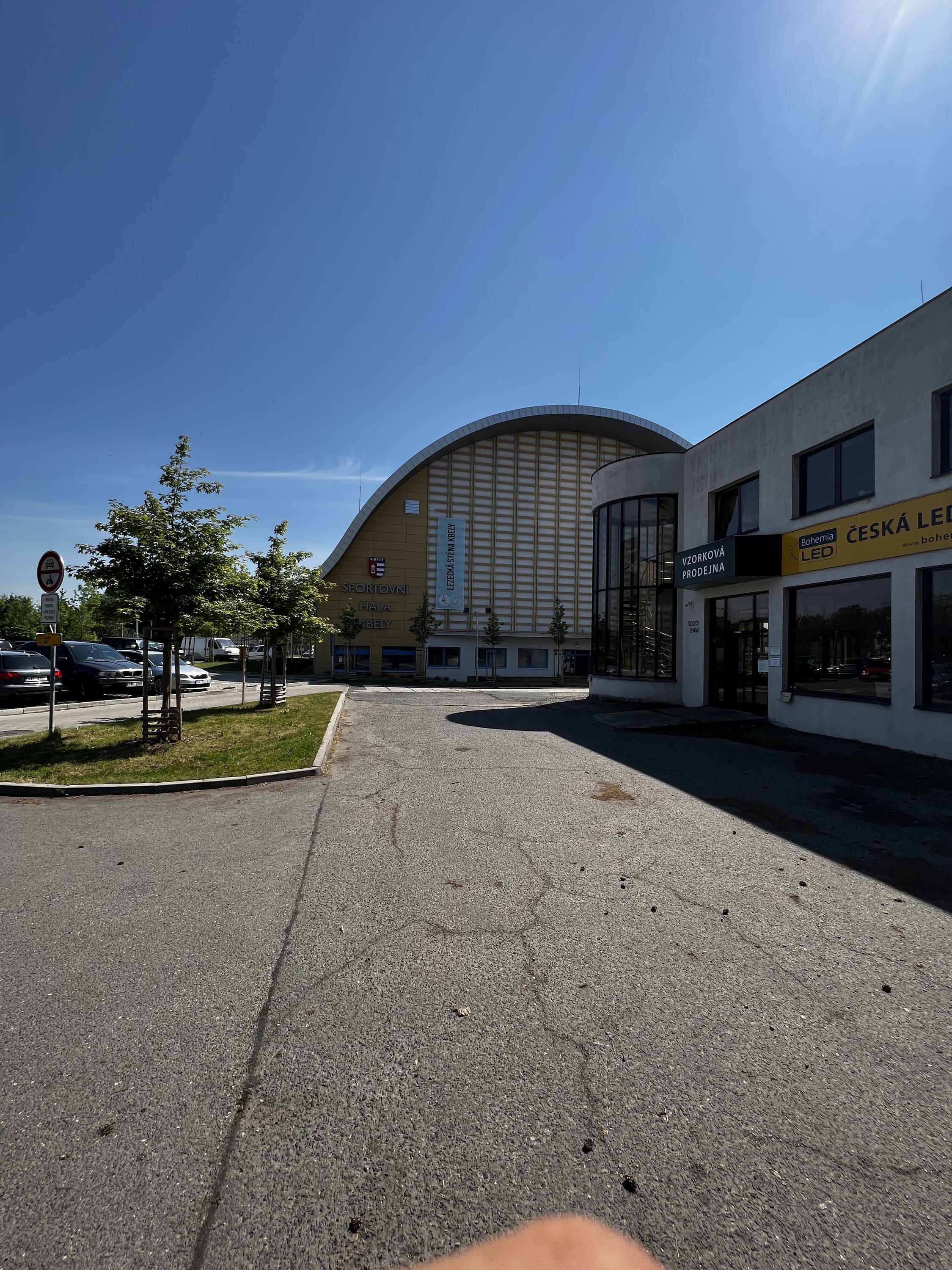 Sportovní hala Kbely foto 2