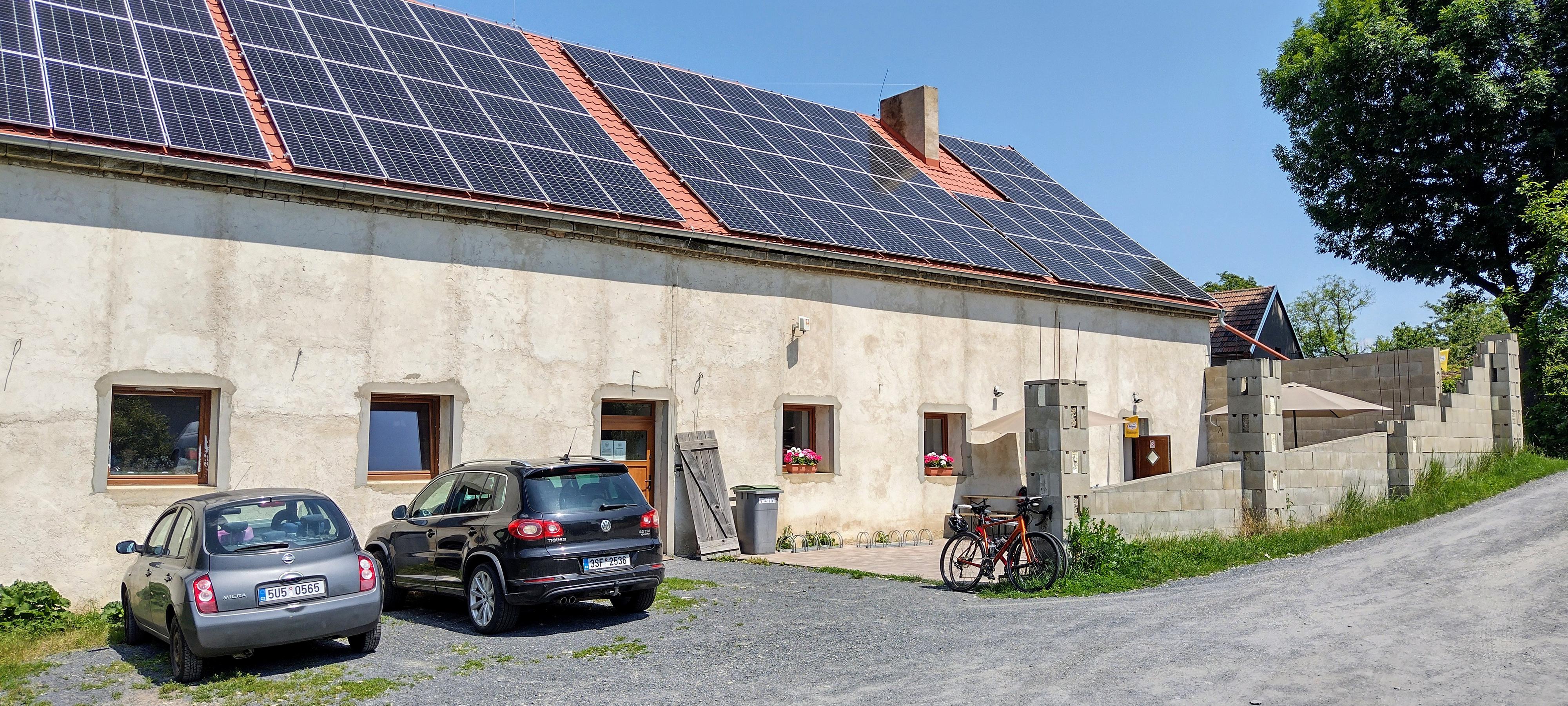 Podřipský rodinný minipivovar foto 3