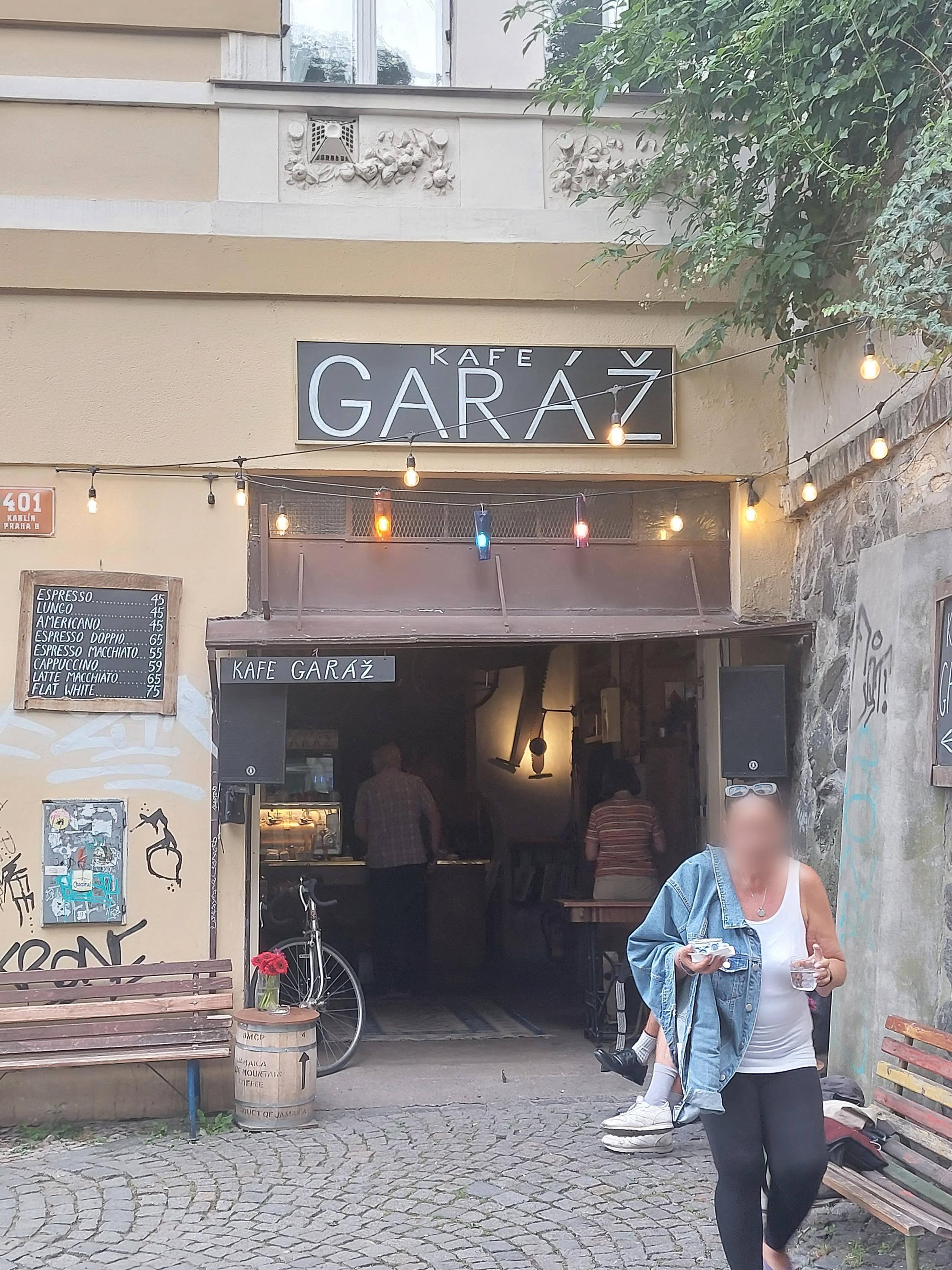 Kafé Garáž foto 5