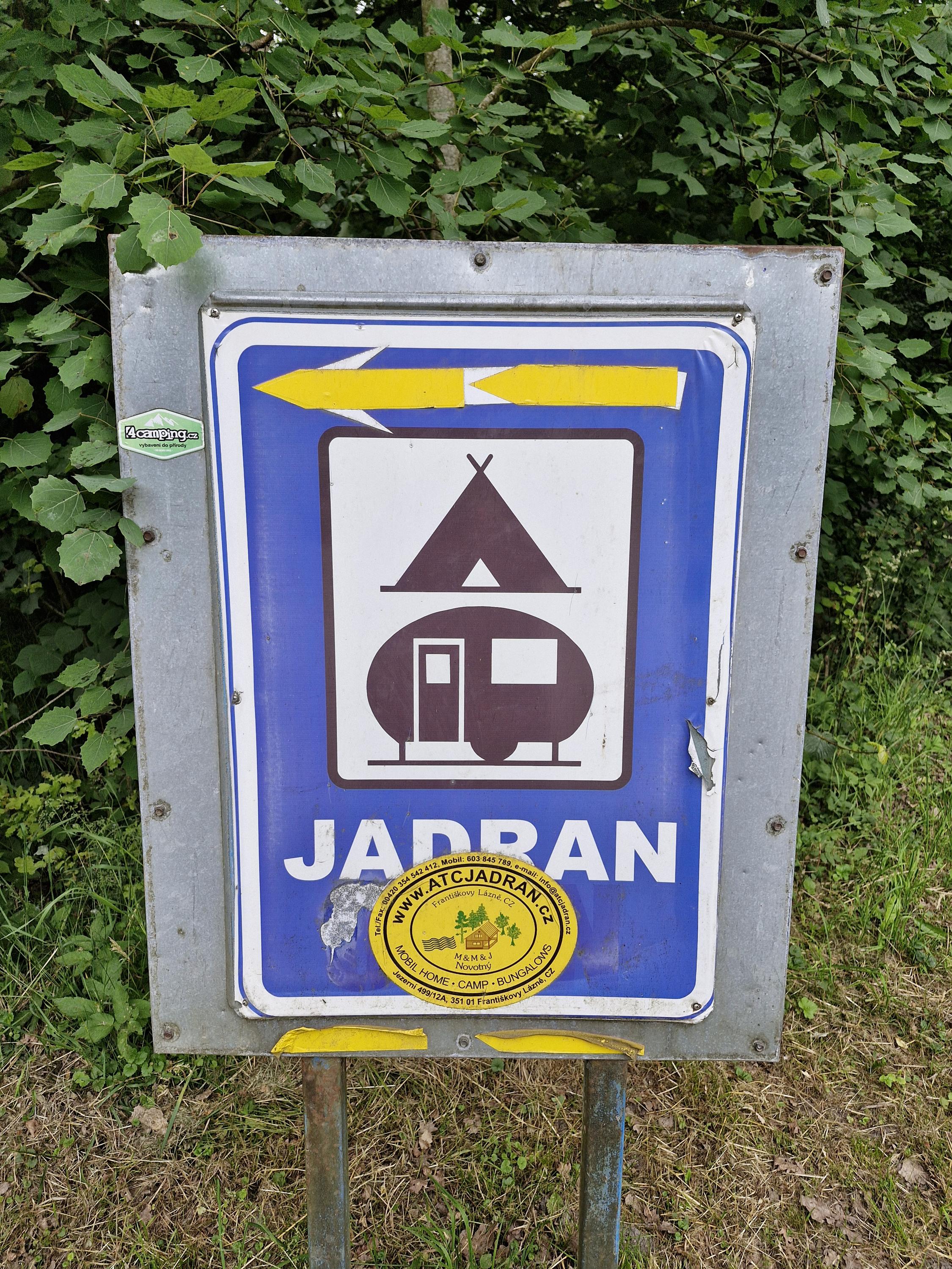 Kiosek v kempu Jadran foto 2