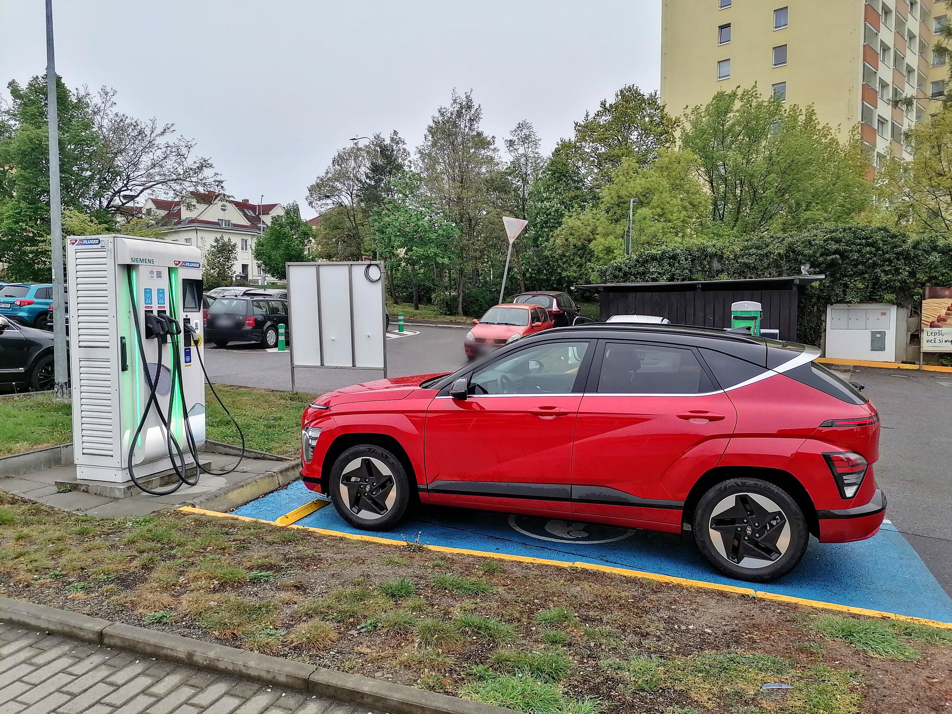 MOL - Nabíjecí stanice