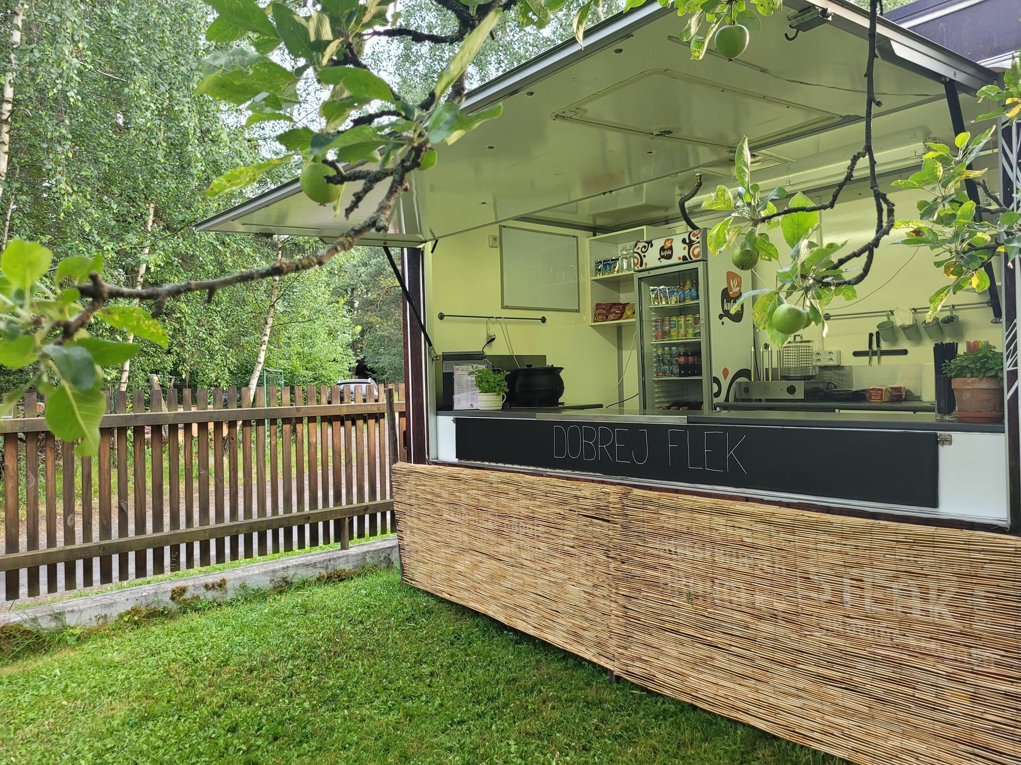 Občerstvení Dobrej flek foto 3