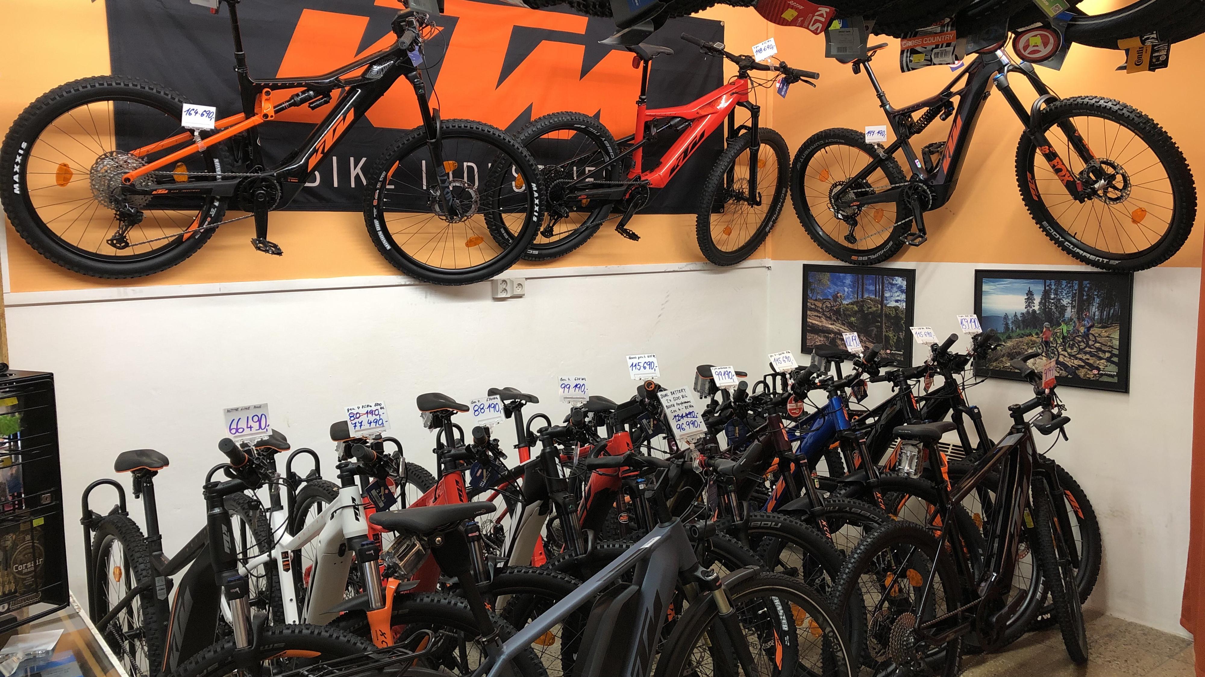 Ebike-rental.cz půjčovna elektrokol foto 2