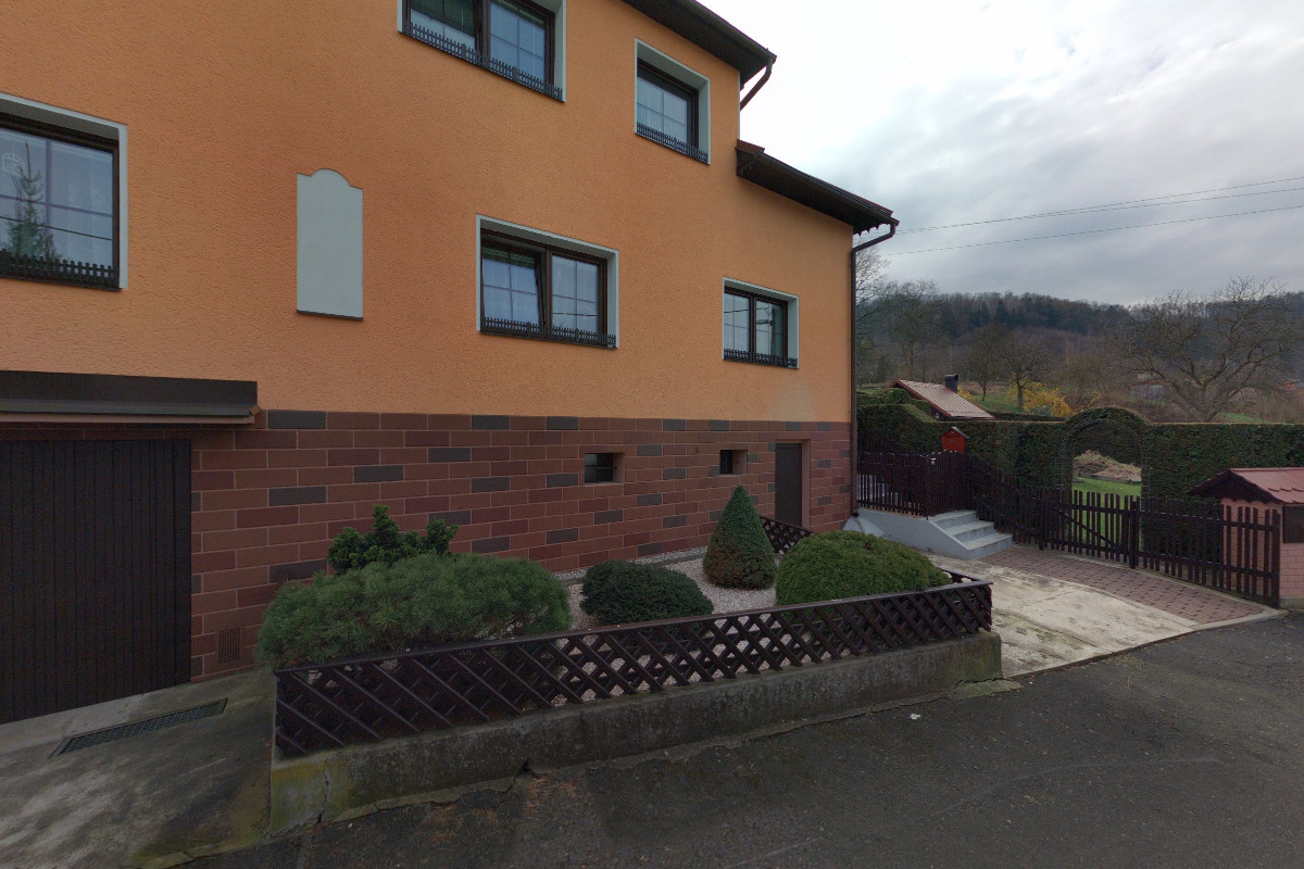 Roman Charvát - Realitní Makléř