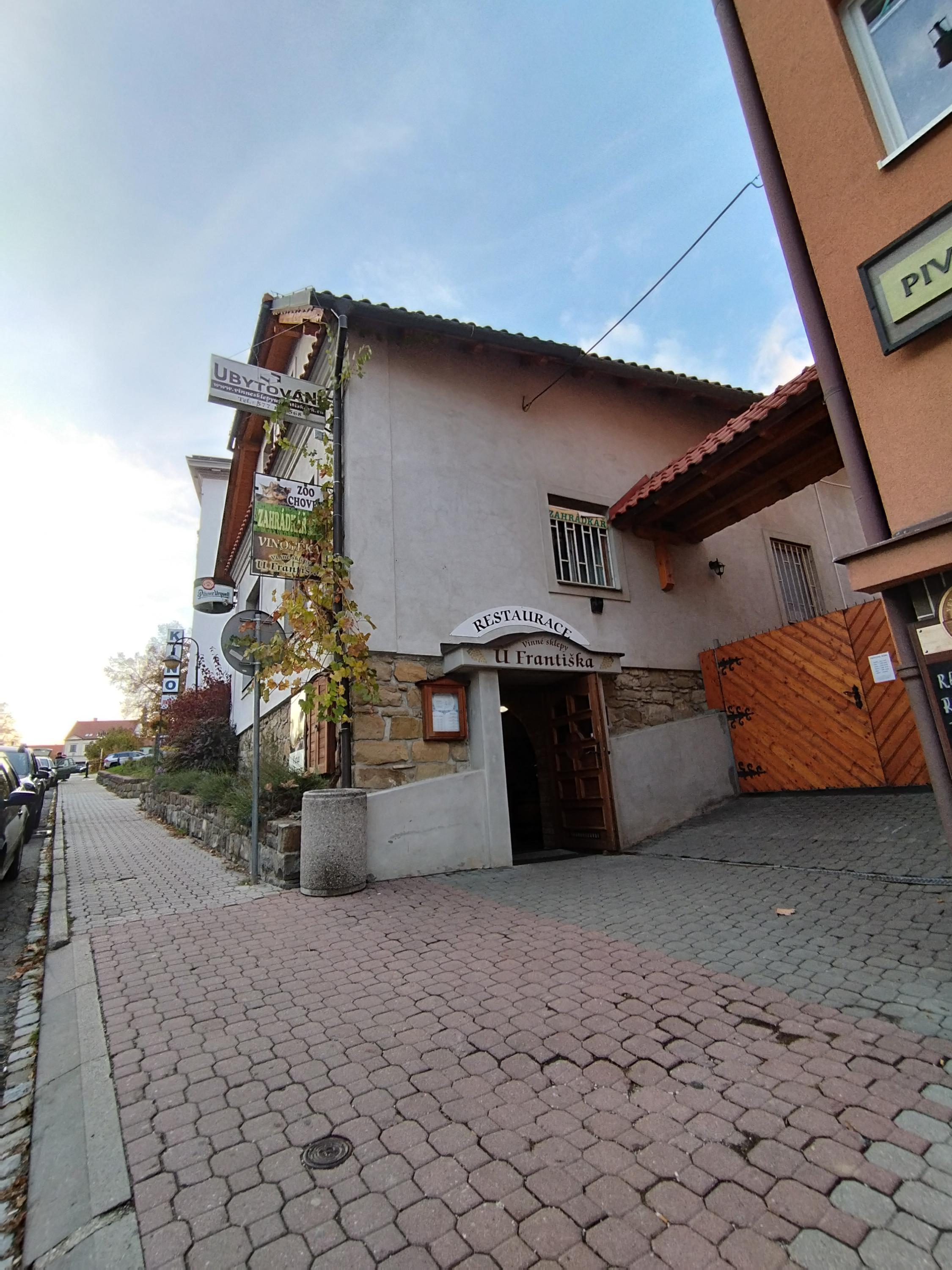 Restaurace vinné sklepy U Františka foto 2