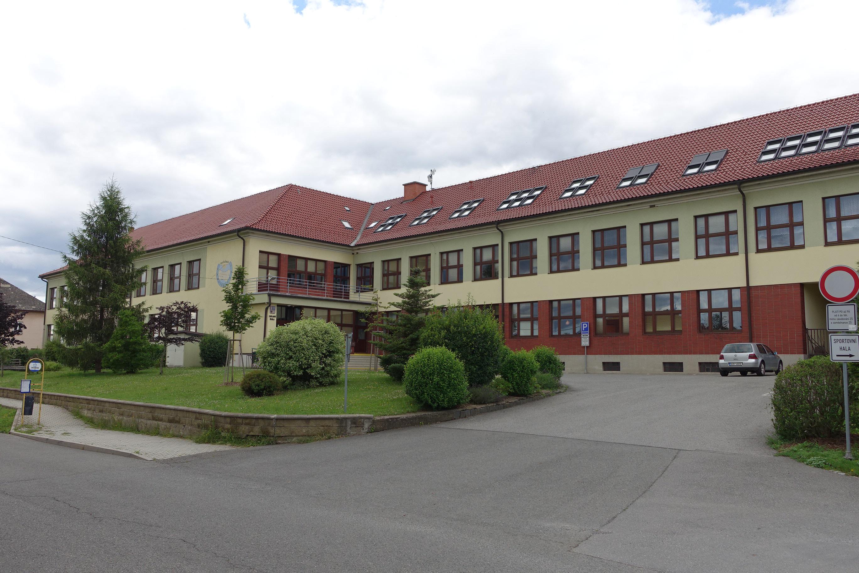 ZŠ Hustopeče nad Bečvou foto 2