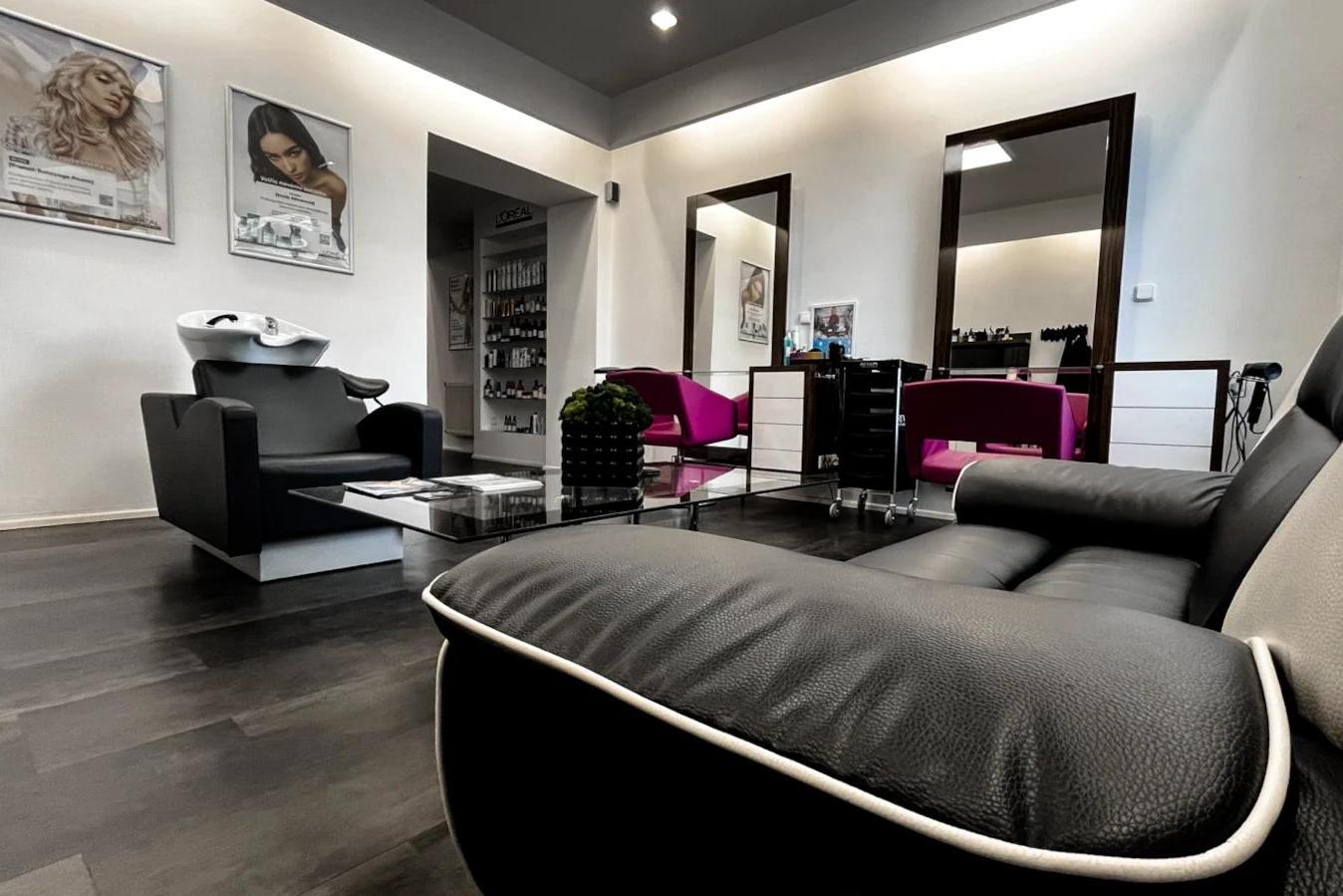 Milan Koďousek, kadeřník