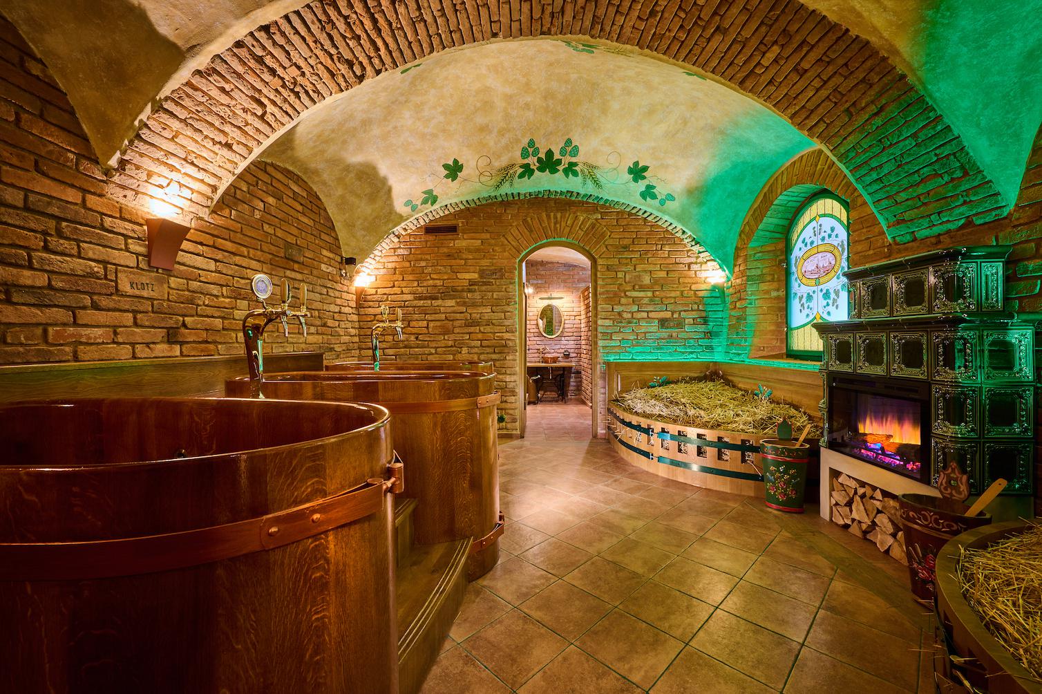 SPA BEERLAND - PRVNÍ PIVNÍ LÁZNĚ PLZEŇ