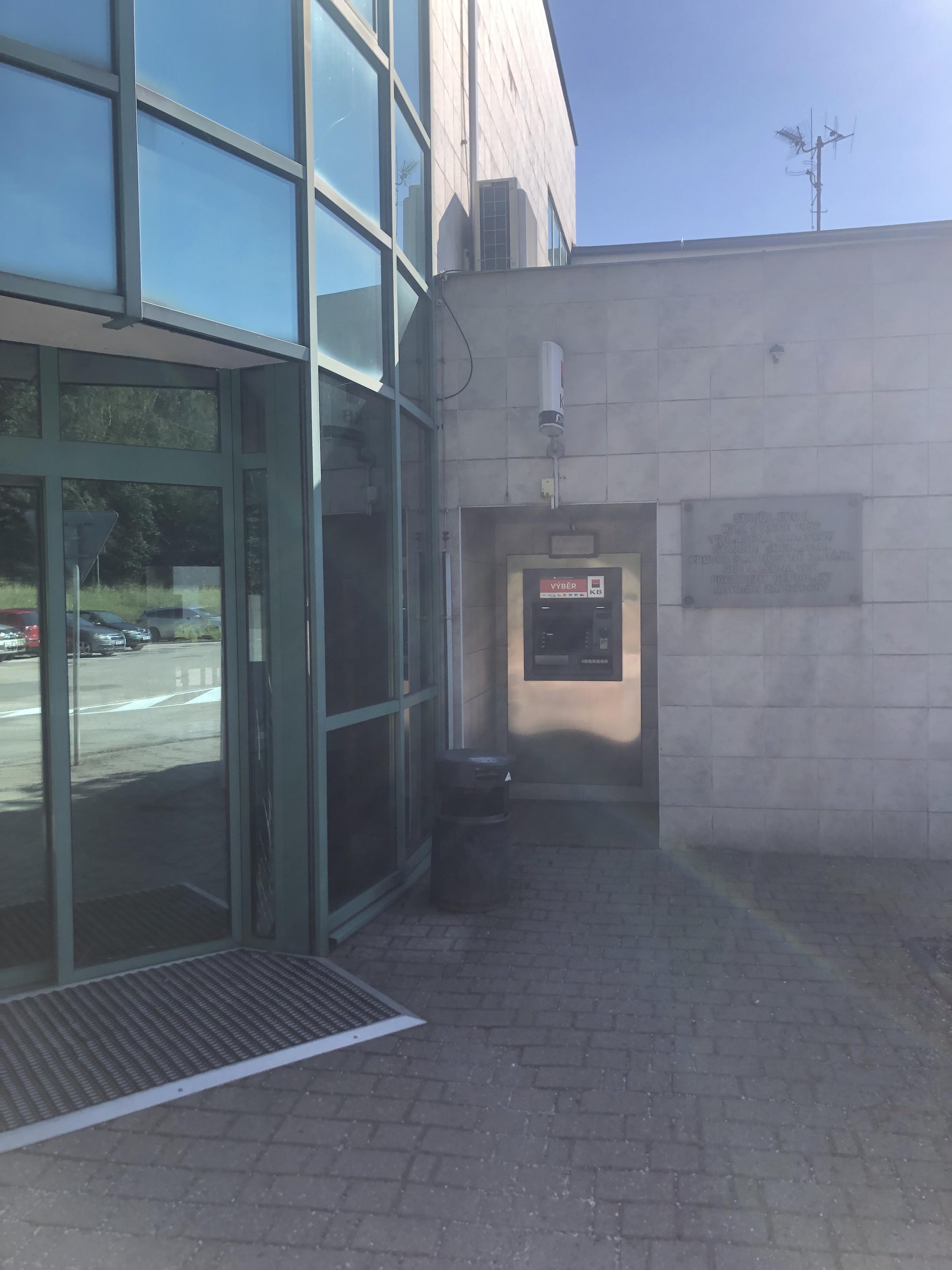 Bankomat Komerční banky foto 2