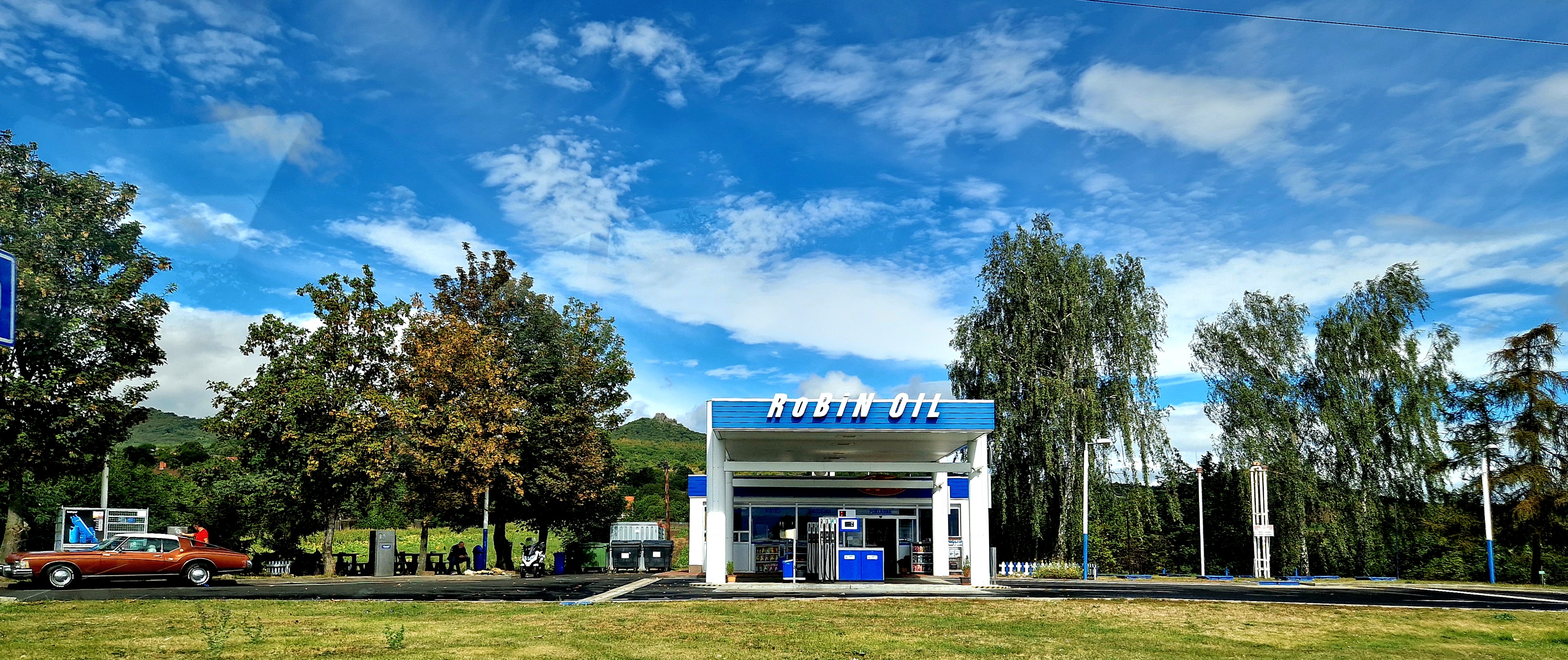 Občerstvení u čerpací stanice Chrášťany foto 1