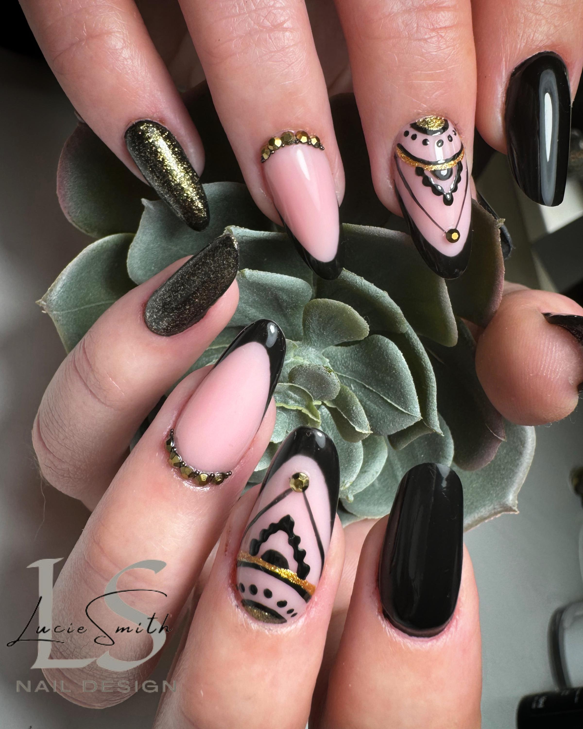 LucieSmith Nehtový design foto 3