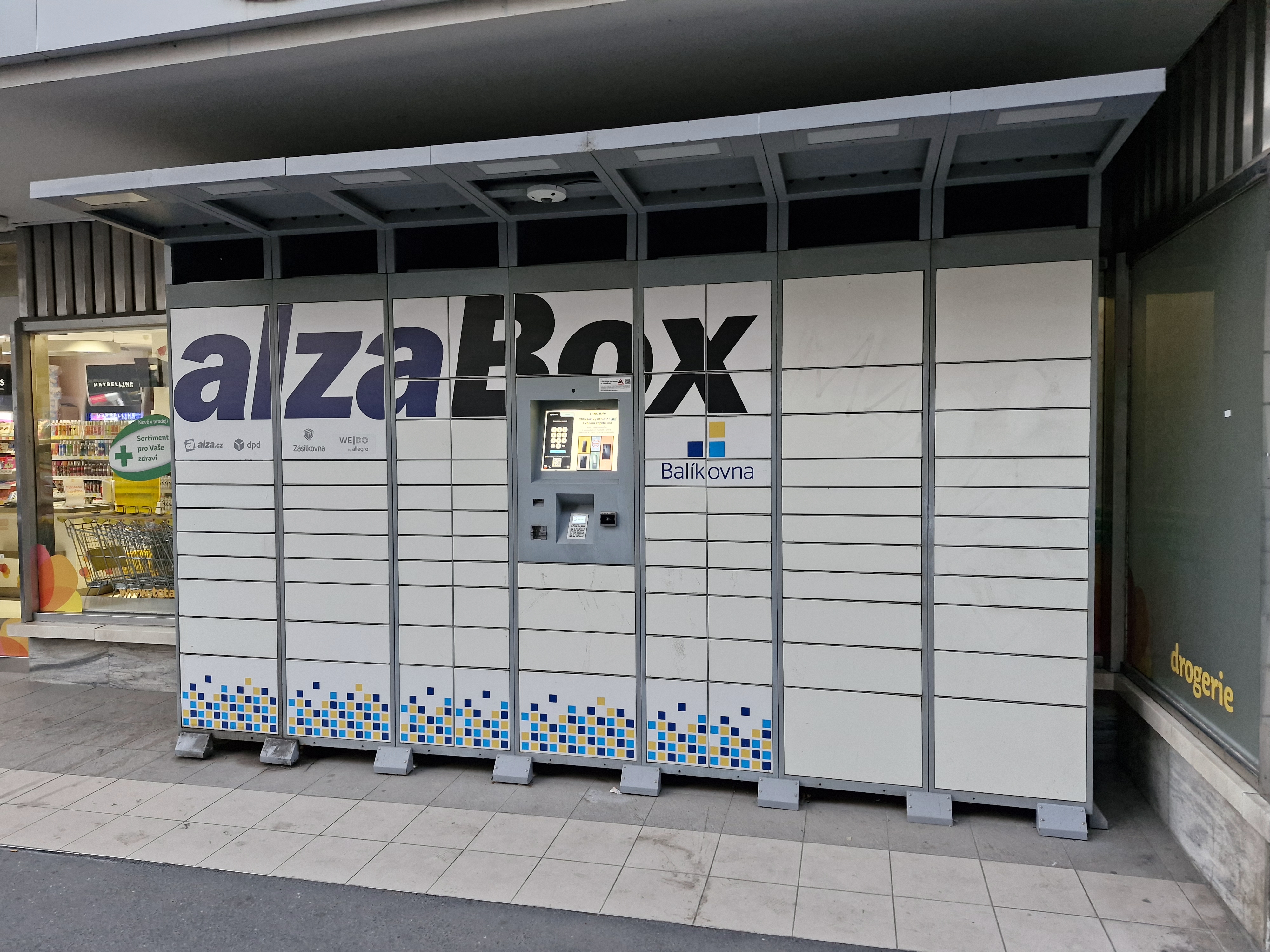 AlzaBox foto 4