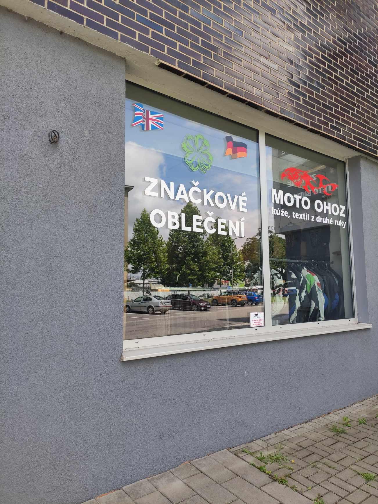 Motoohoz  - outlet a second hand z Německa a Anglie foto 1