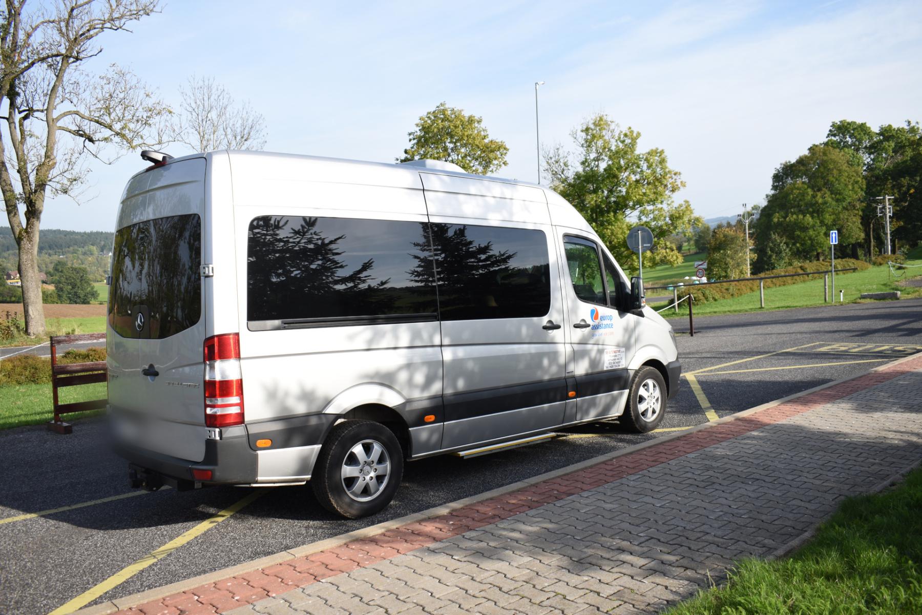 SB DRIVE |  Osobní přeprava minibusem foto 6