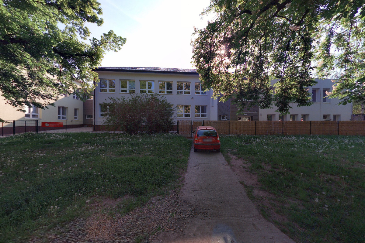 Vyšší odborná škola obalové techniky Štětí, Kostelní 134