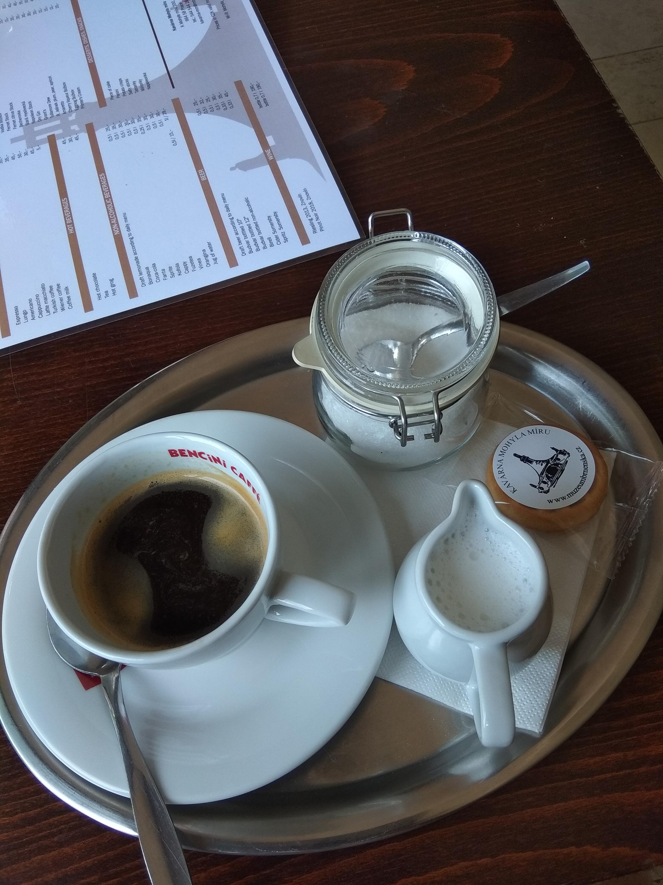 Kavárna Mohyla míru foto 6