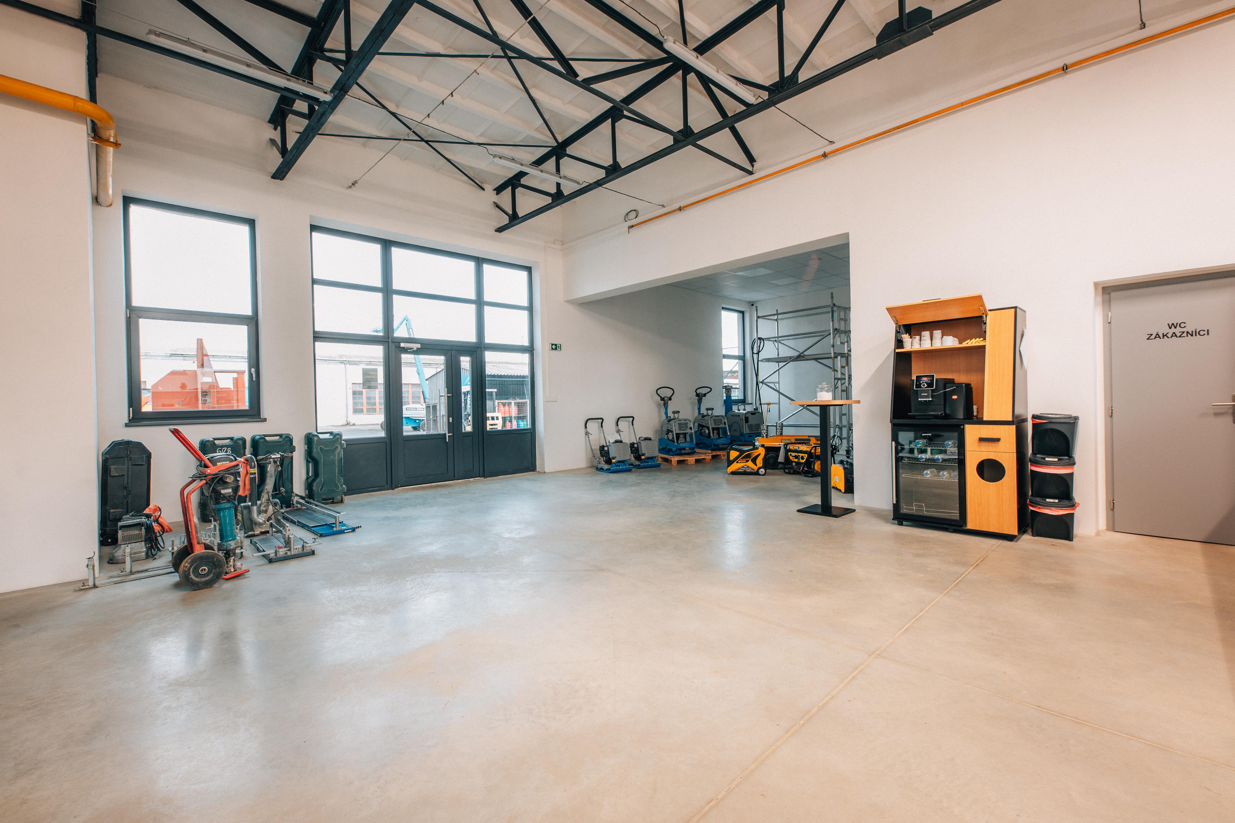 Kerouš půjčovna foto 4