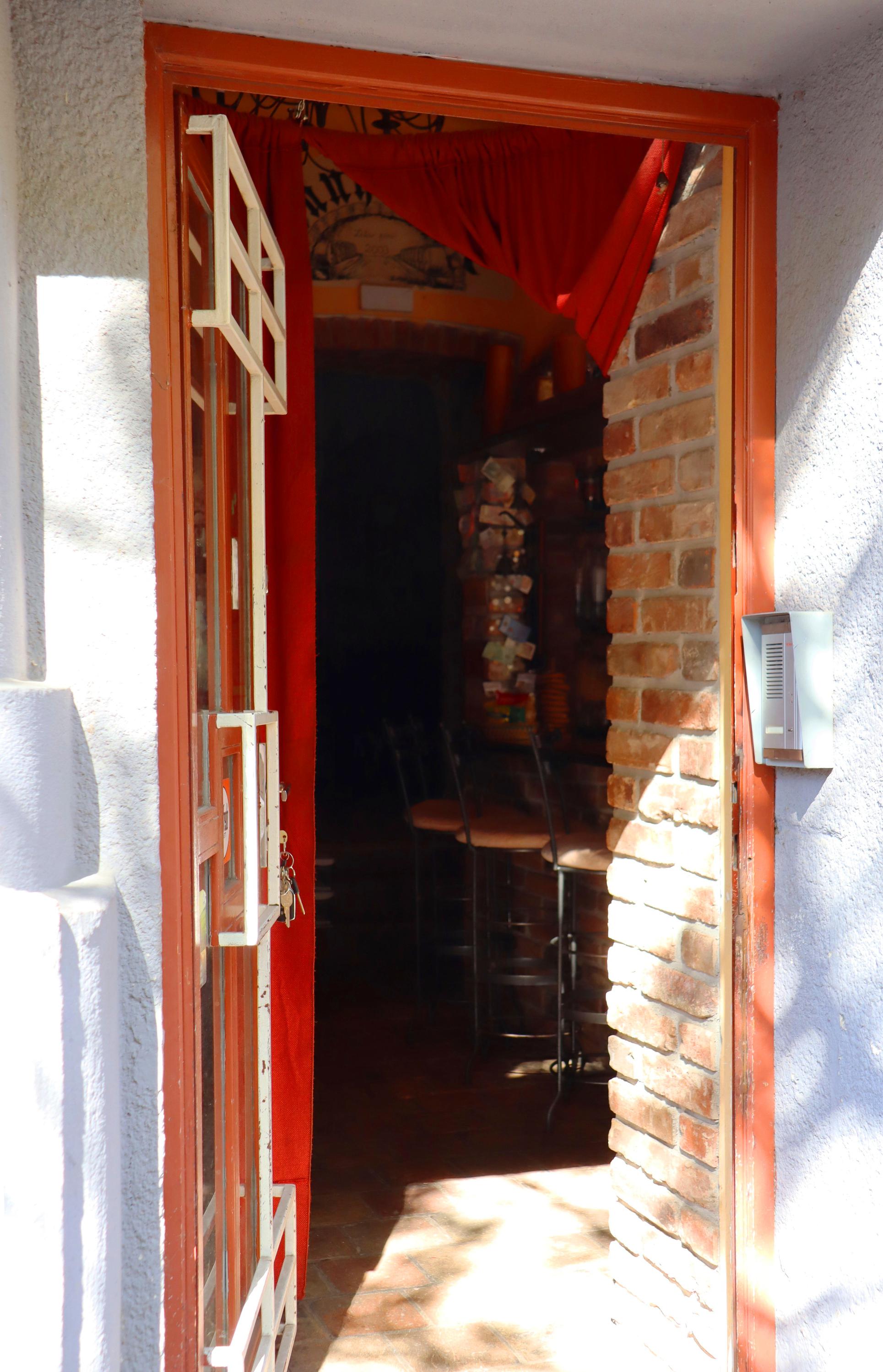 Vinárna Sklep - vinotéka foto 4