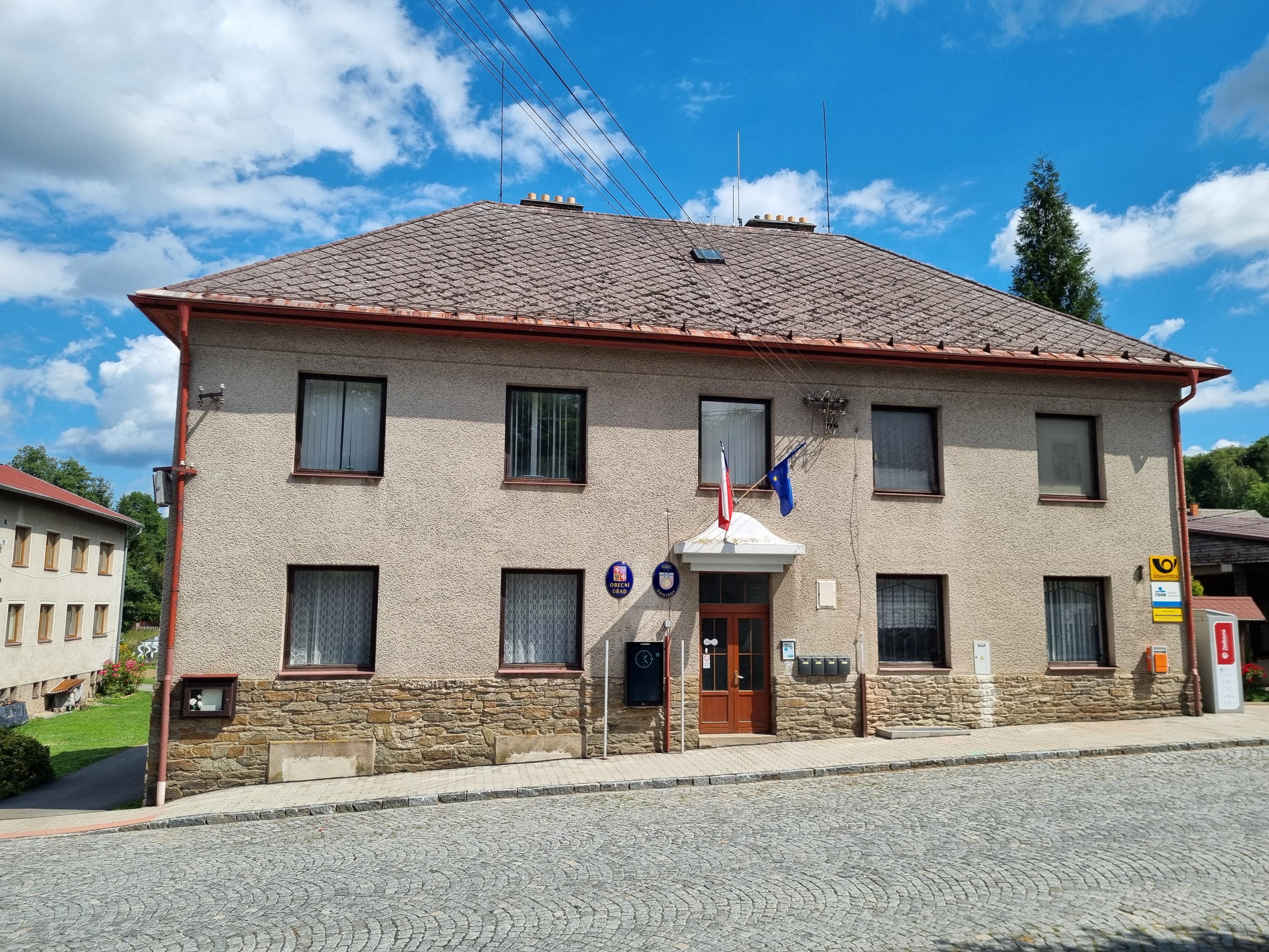 Ohnišov - obecní úřad foto 4