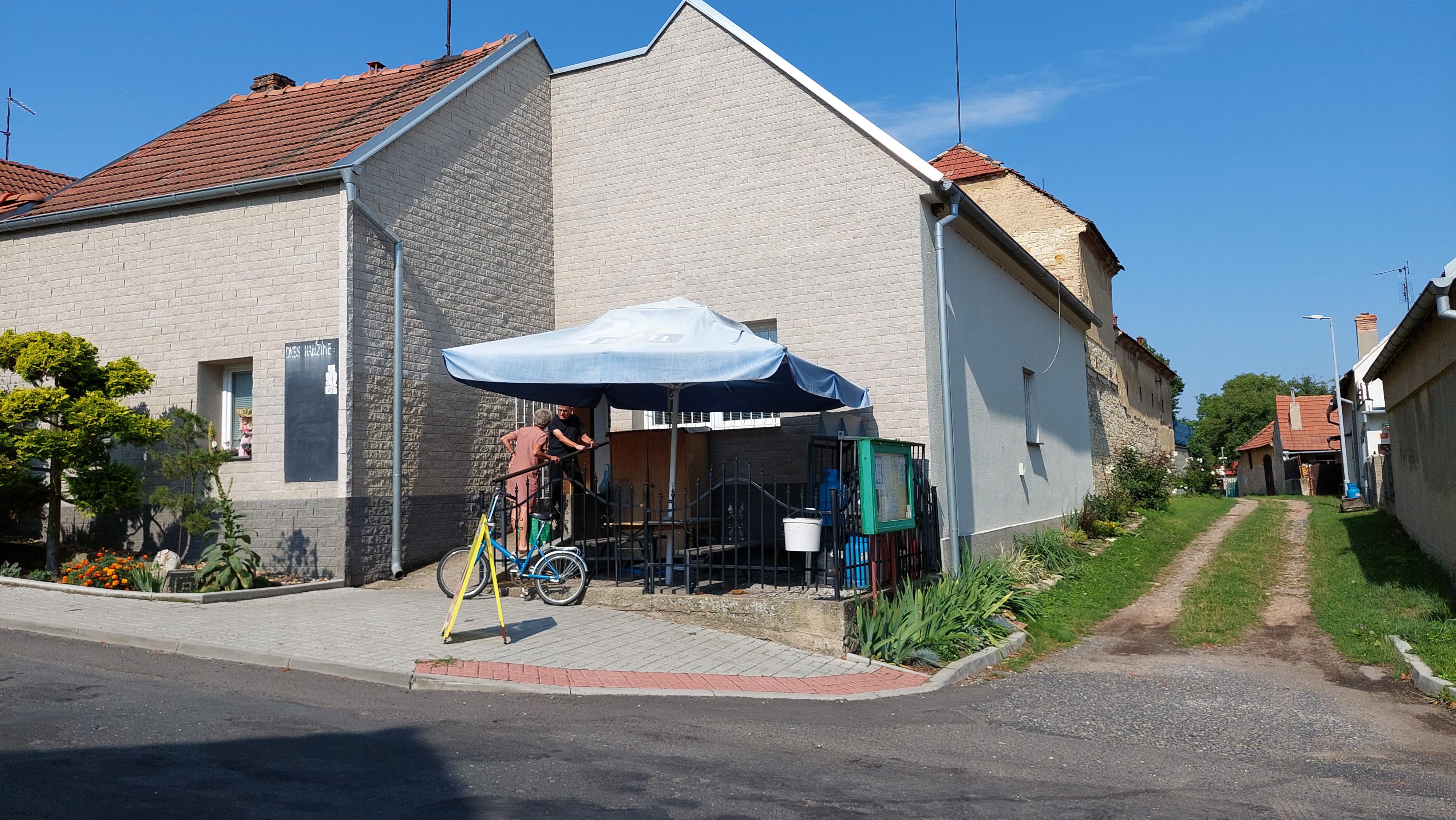 H+H potraviny, drogerie