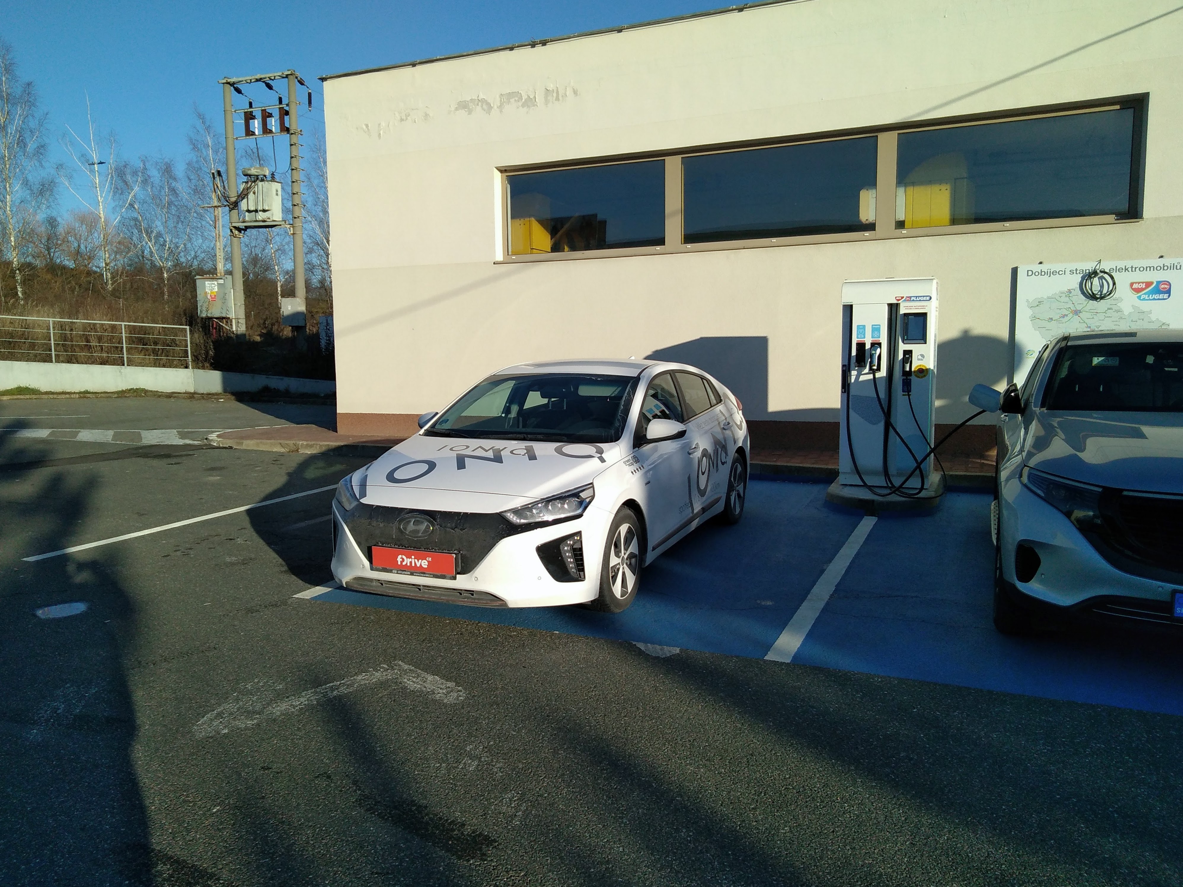 MOL - Nabíjecí stanice foto 2