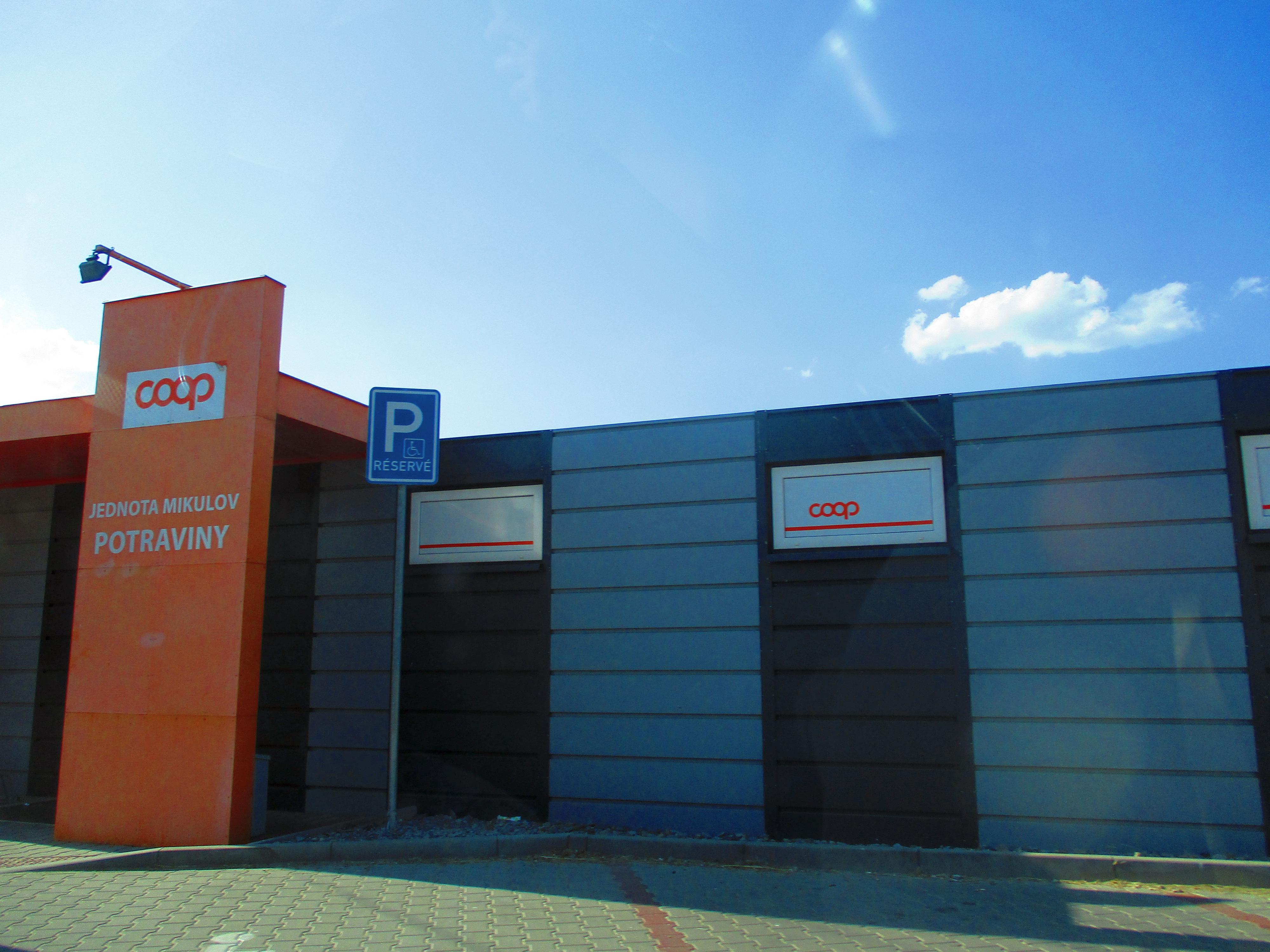 COOP - Jednota, spotřební družstvo v Mikulově foto 2